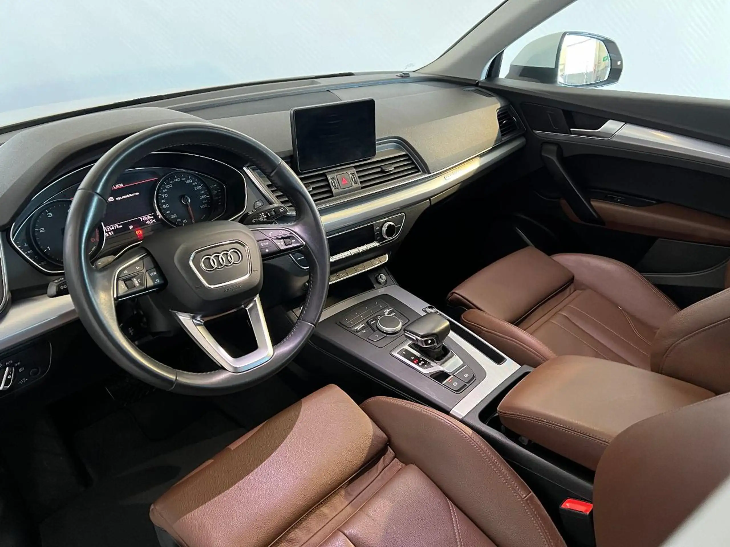 Audi - Q5