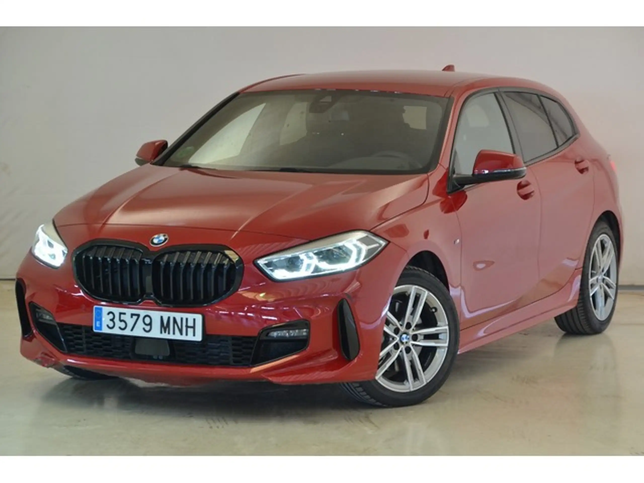 BMW 118 2024