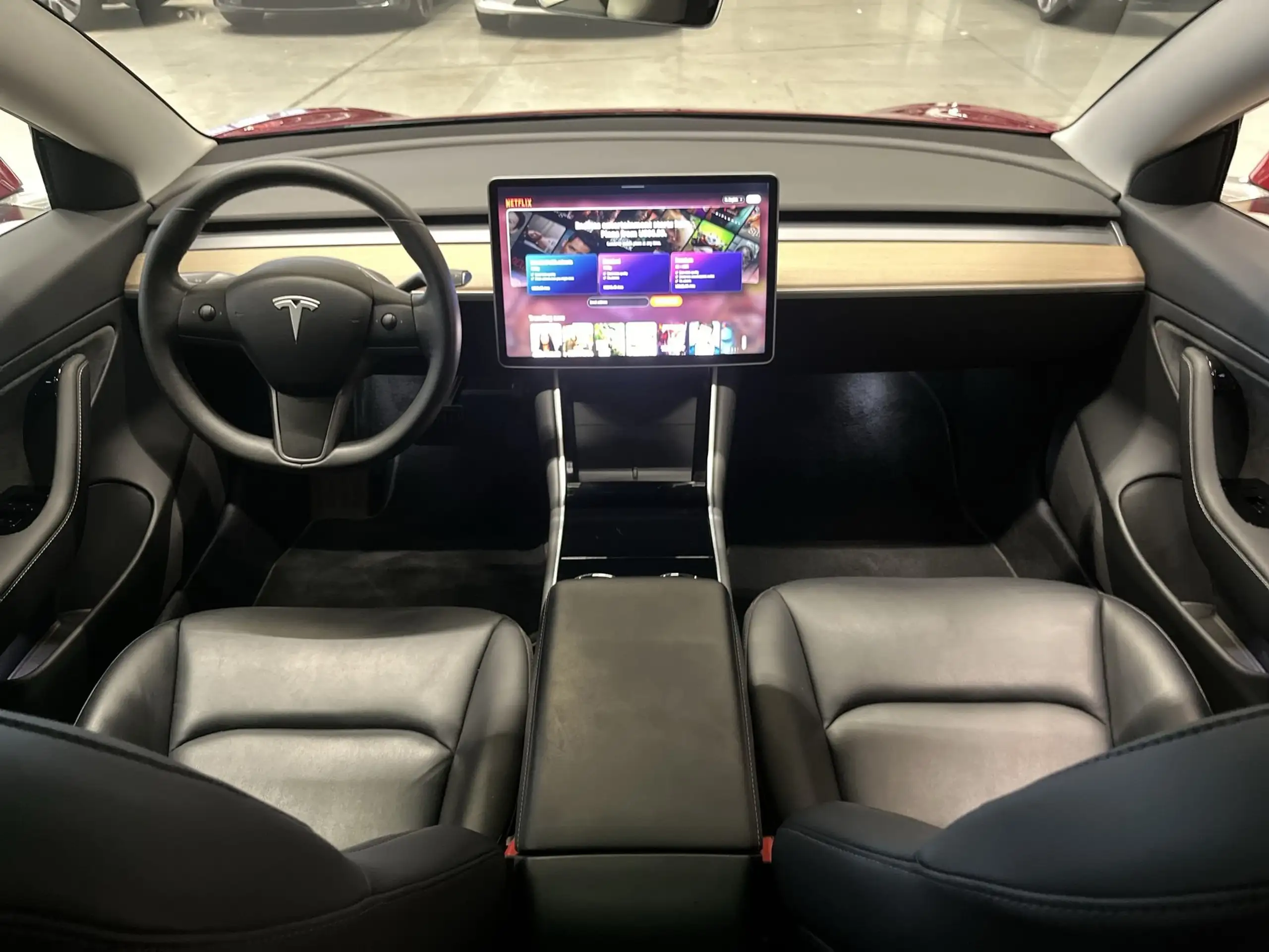 Tesla - Model 3