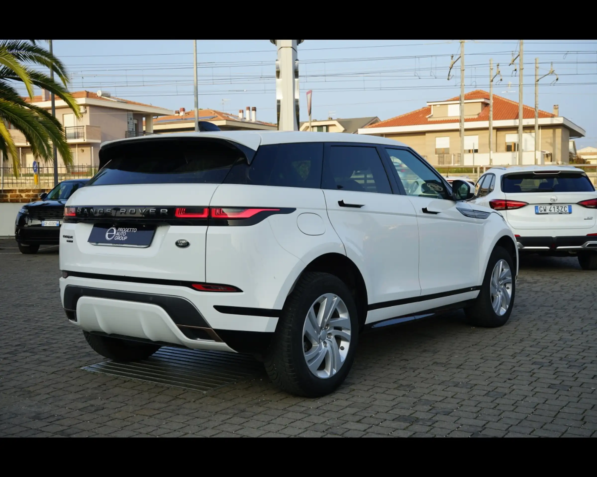 Land Rover - Range Rover Evoque