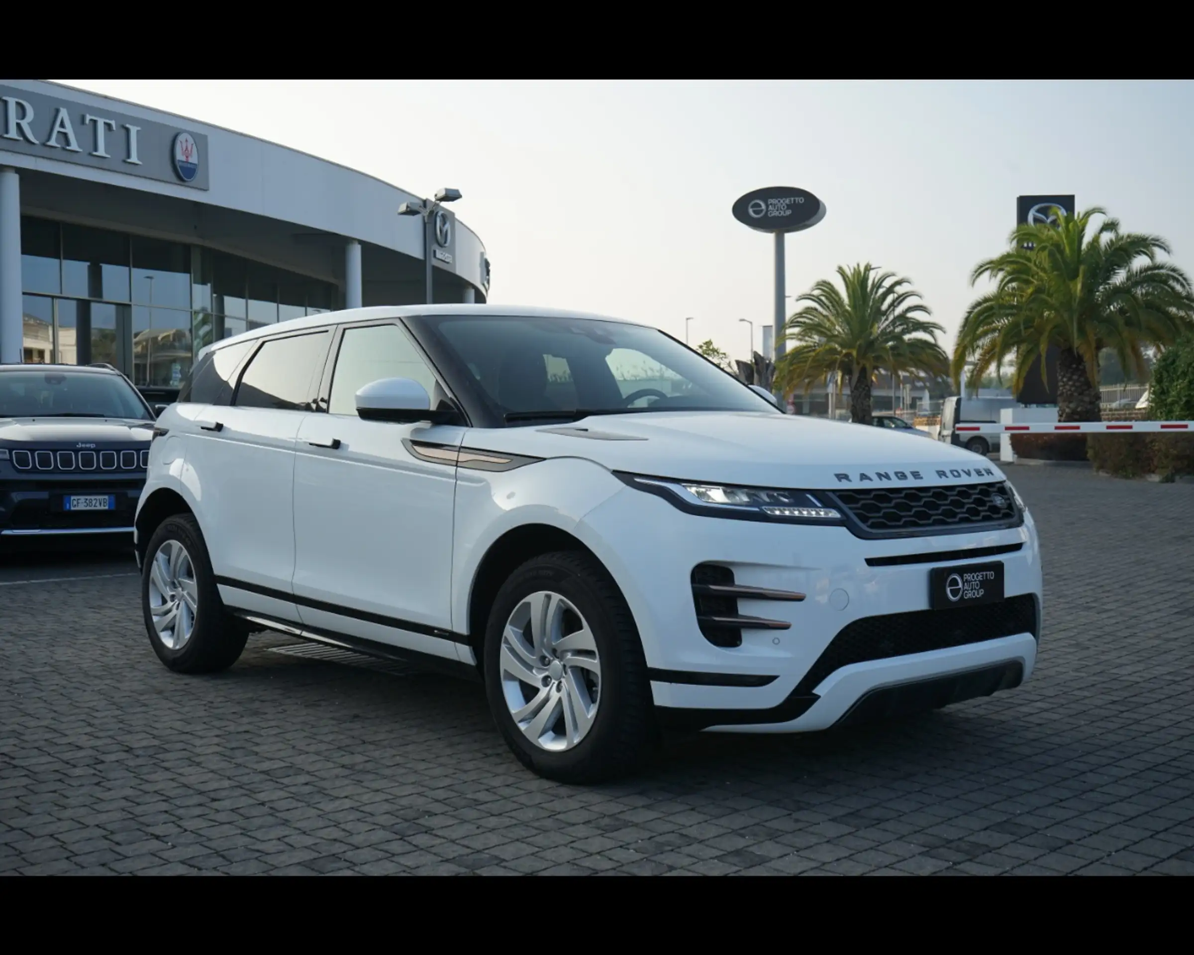 Land Rover - Range Rover Evoque