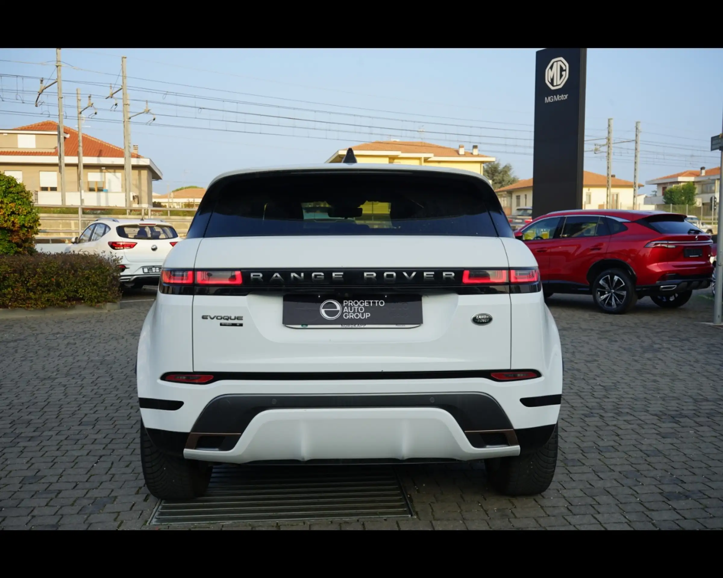 Land Rover - Range Rover Evoque