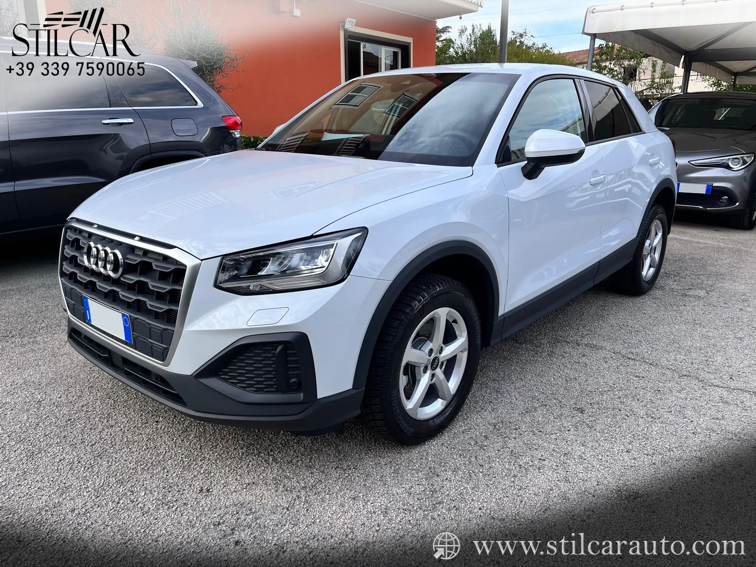 Audi - Q2