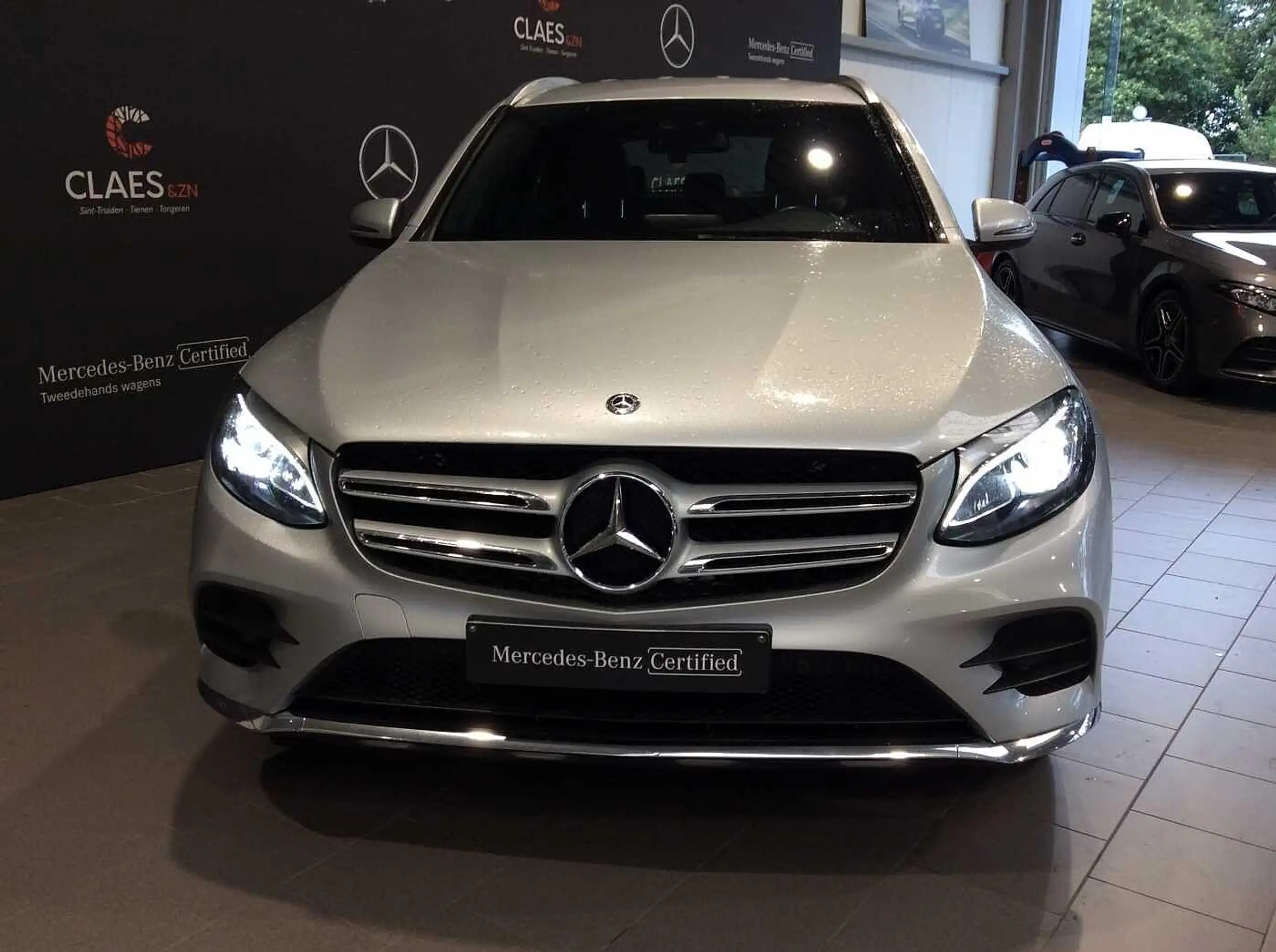 Mercedes-Benz - GLC 220