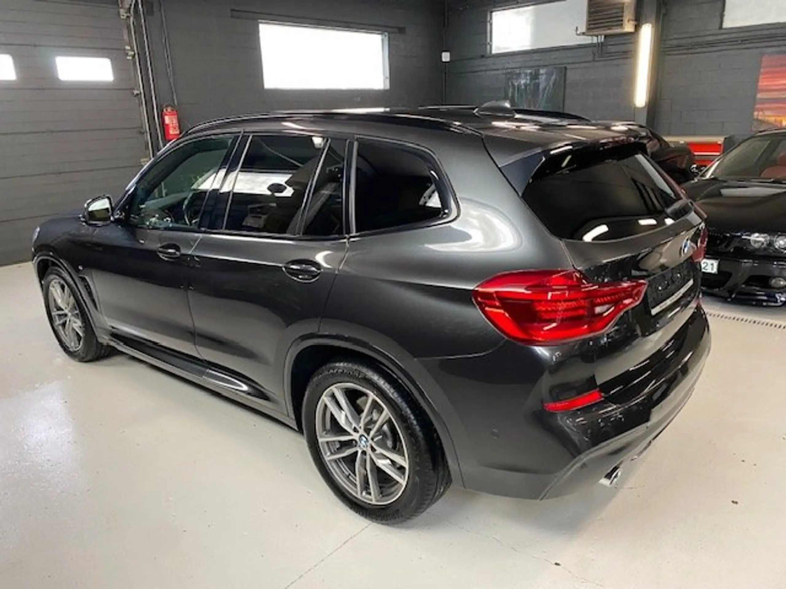 BMW - X3