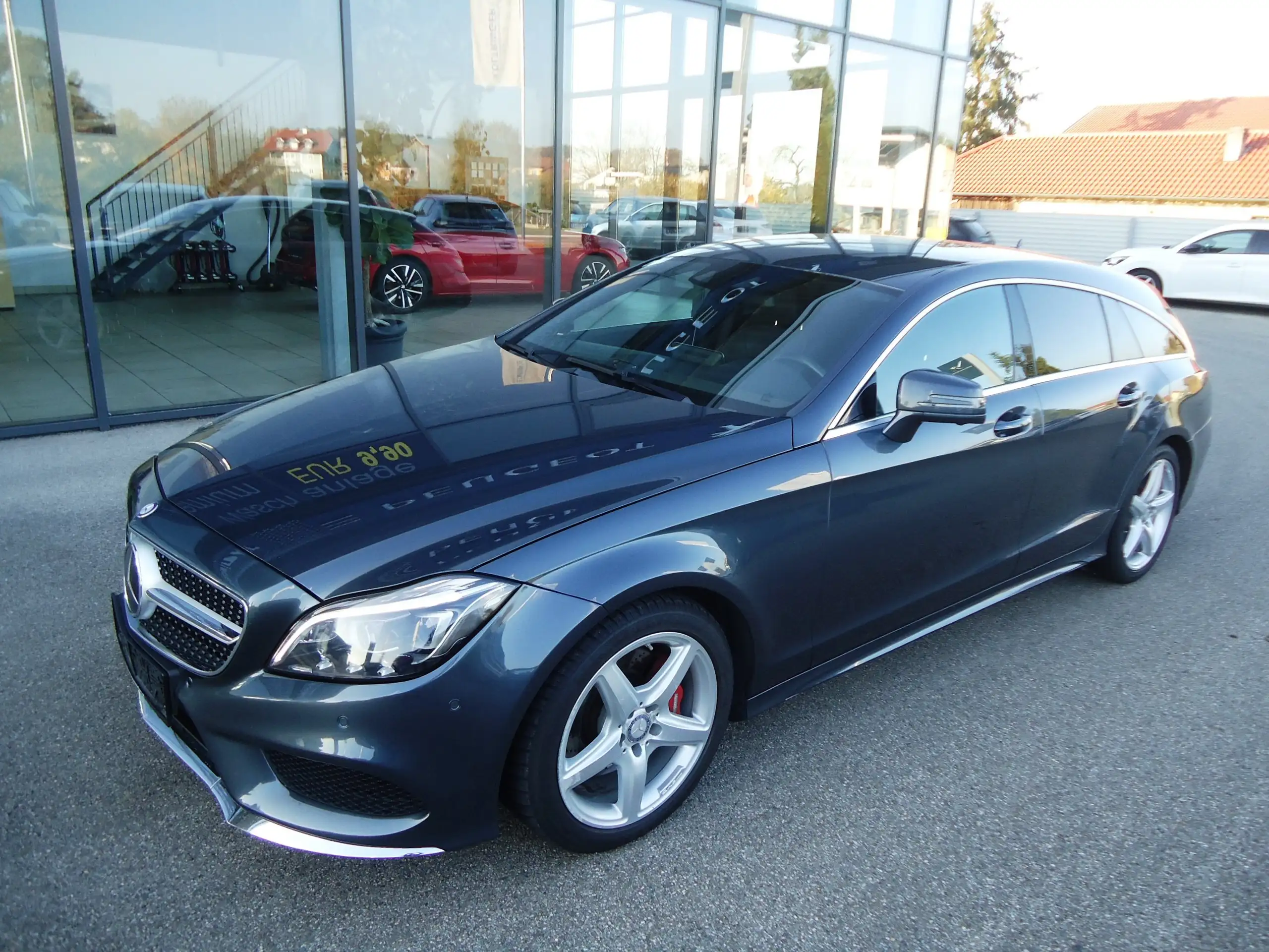 Mercedes-Benz - CLS 350