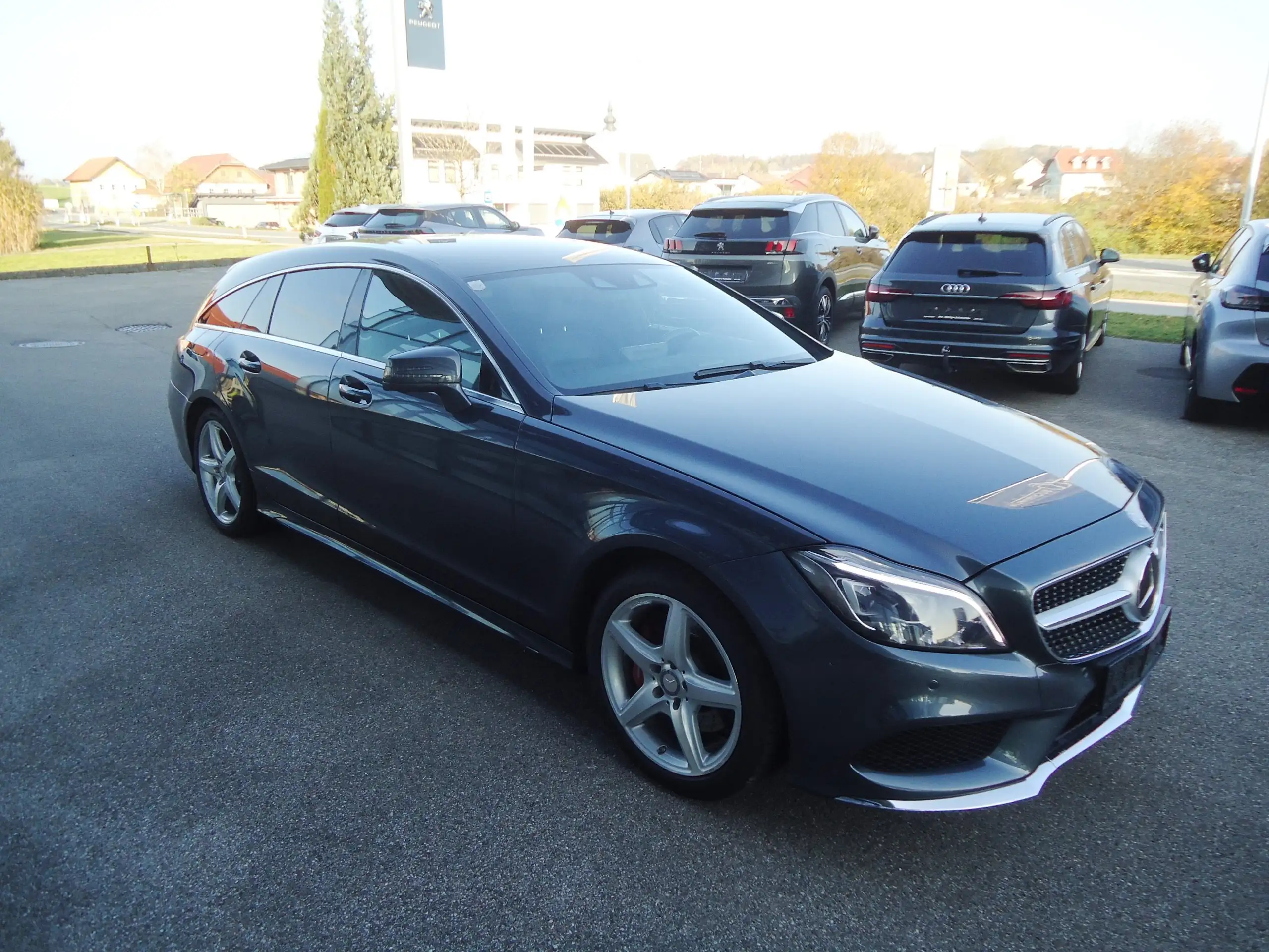 Mercedes-Benz - CLS 350