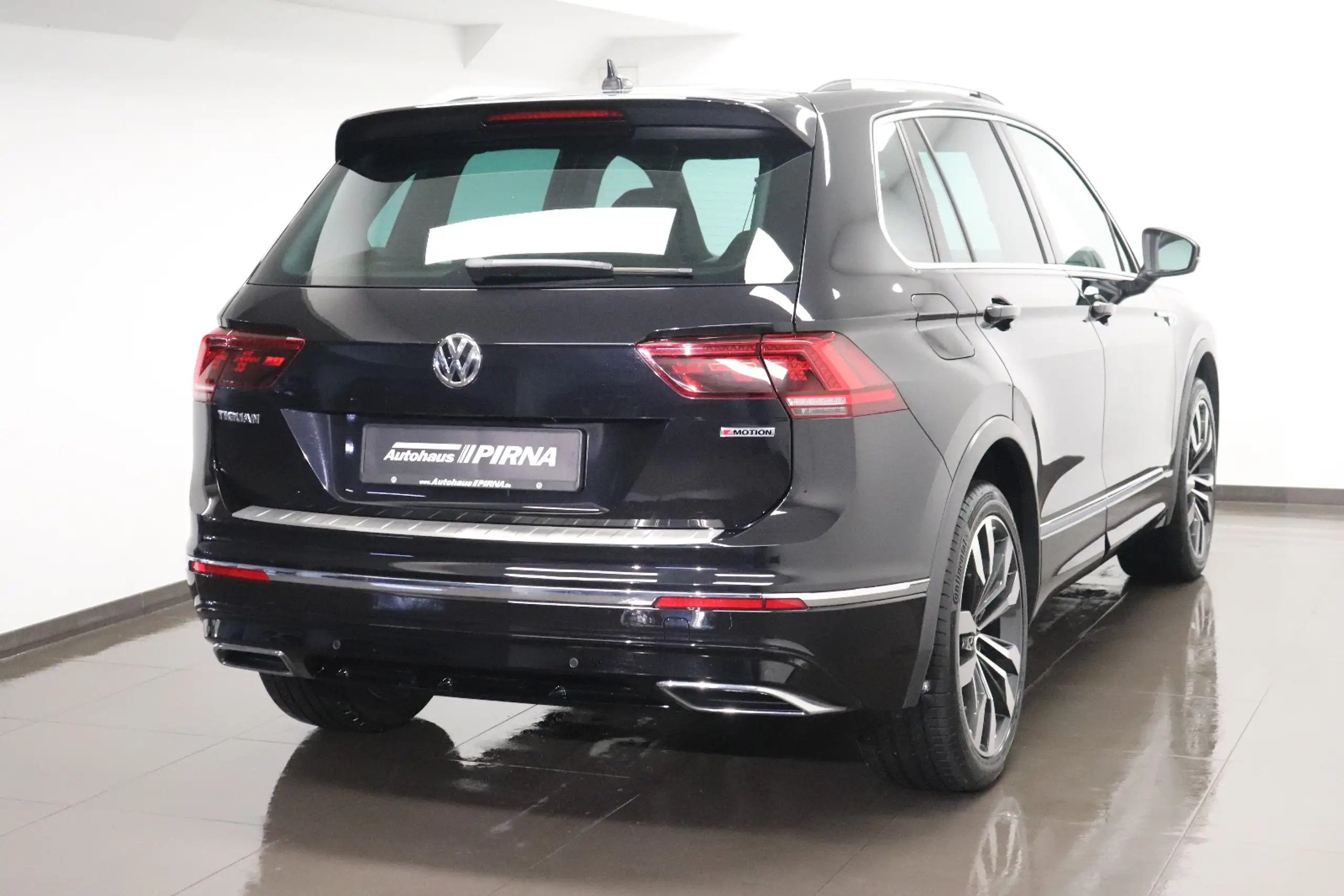 Volkswagen - Tiguan