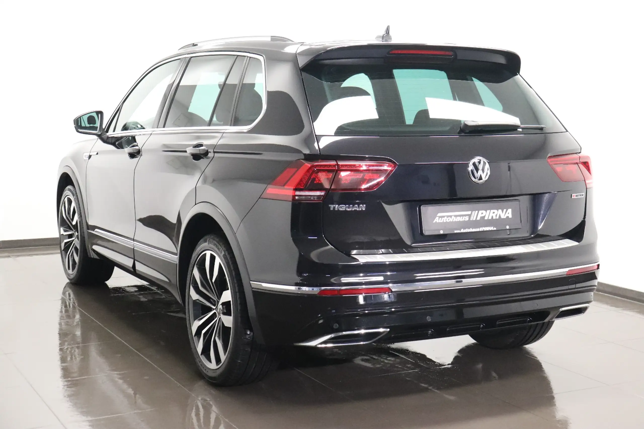 Volkswagen - Tiguan