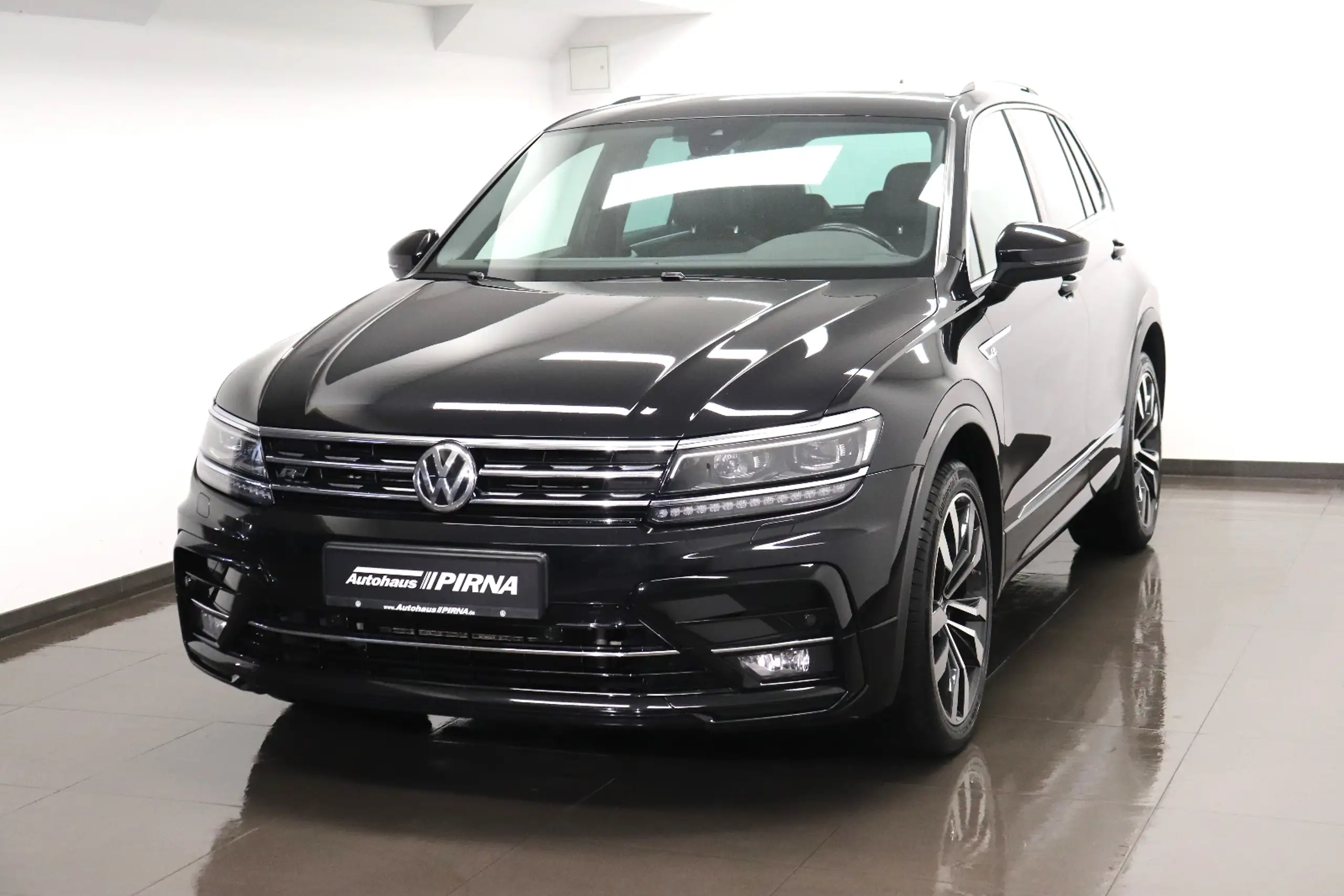 Volkswagen - Tiguan