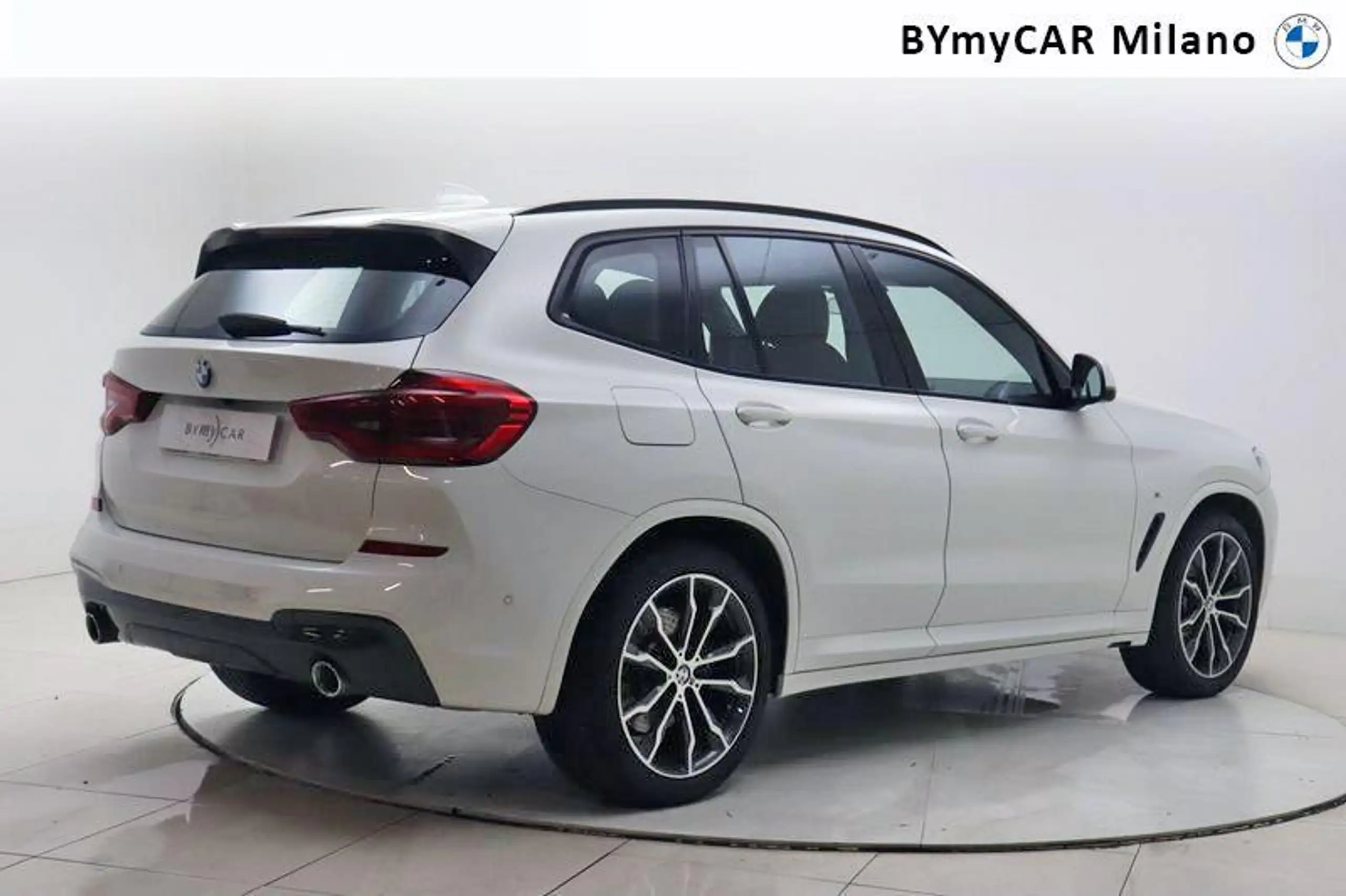 BMW - X3