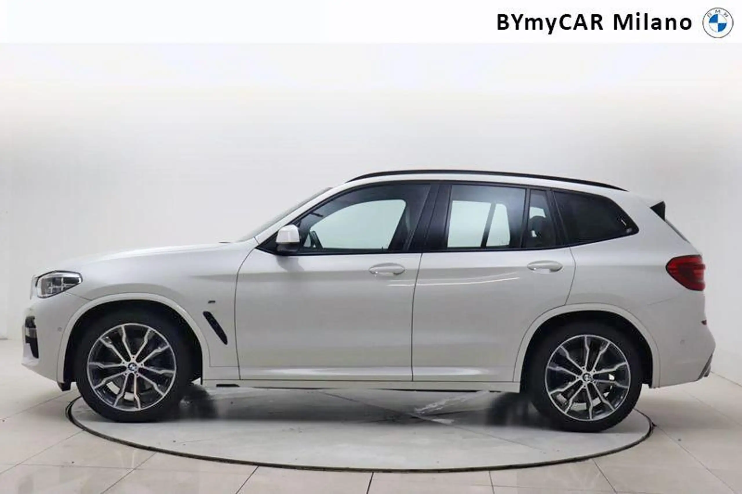 BMW - X3