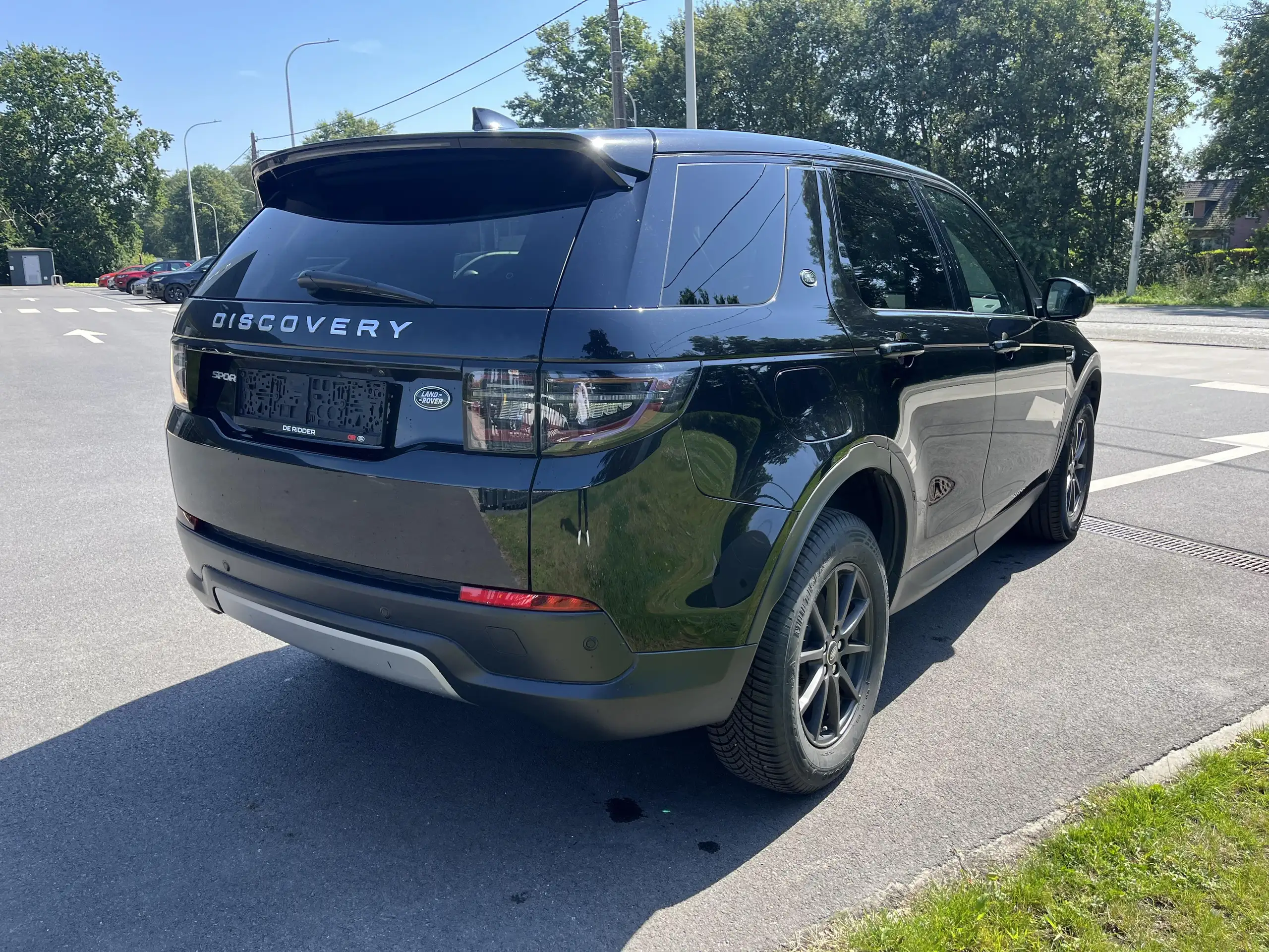 Land Rover - Discovery Sport