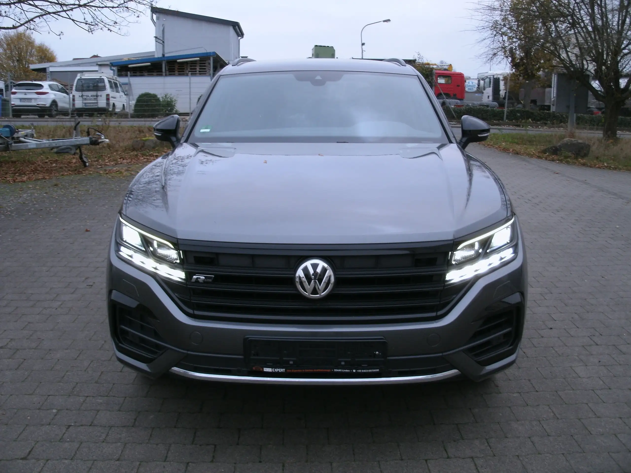 Volkswagen - Touareg