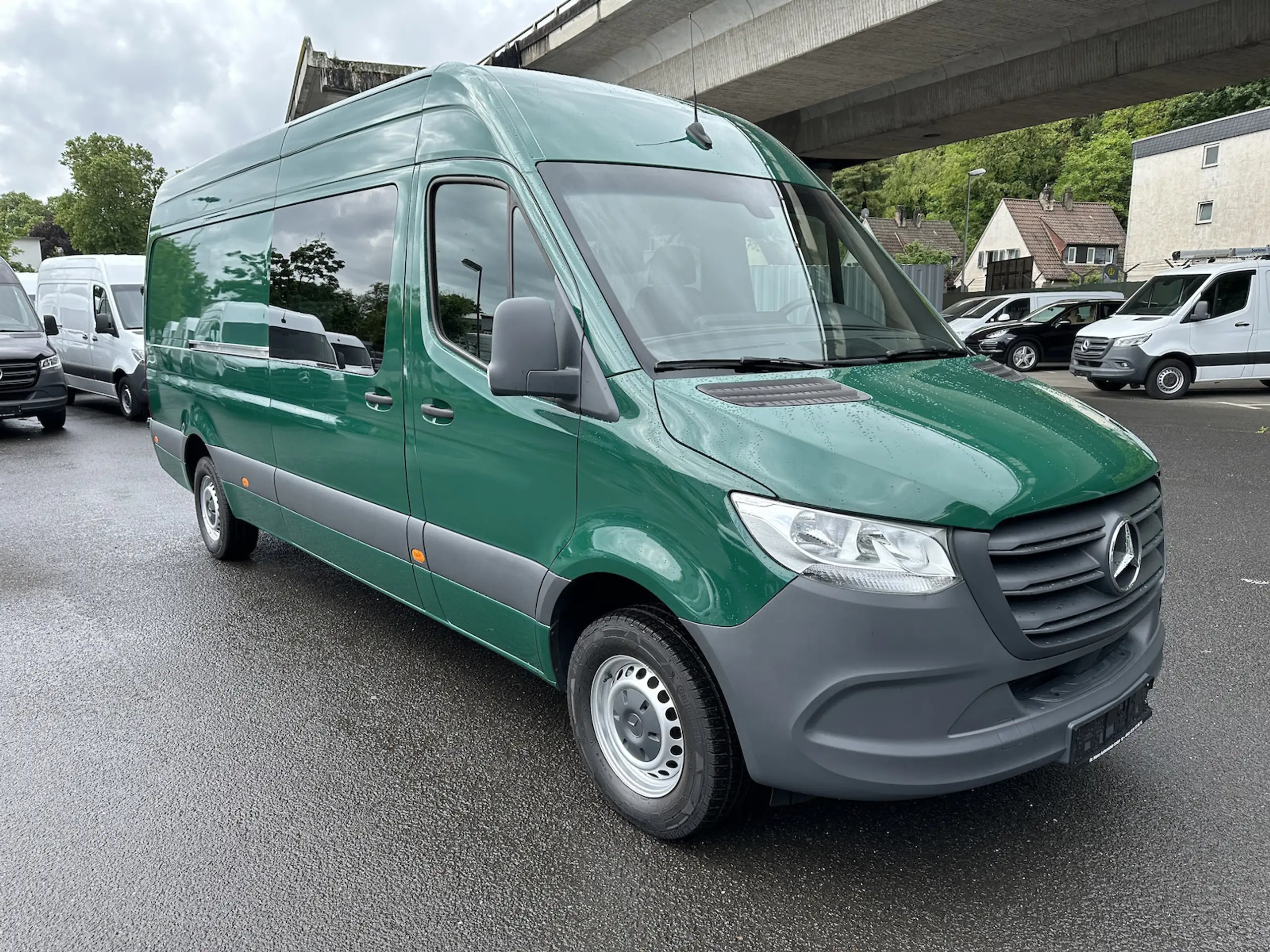 Mercedes-Benz - Sprinter