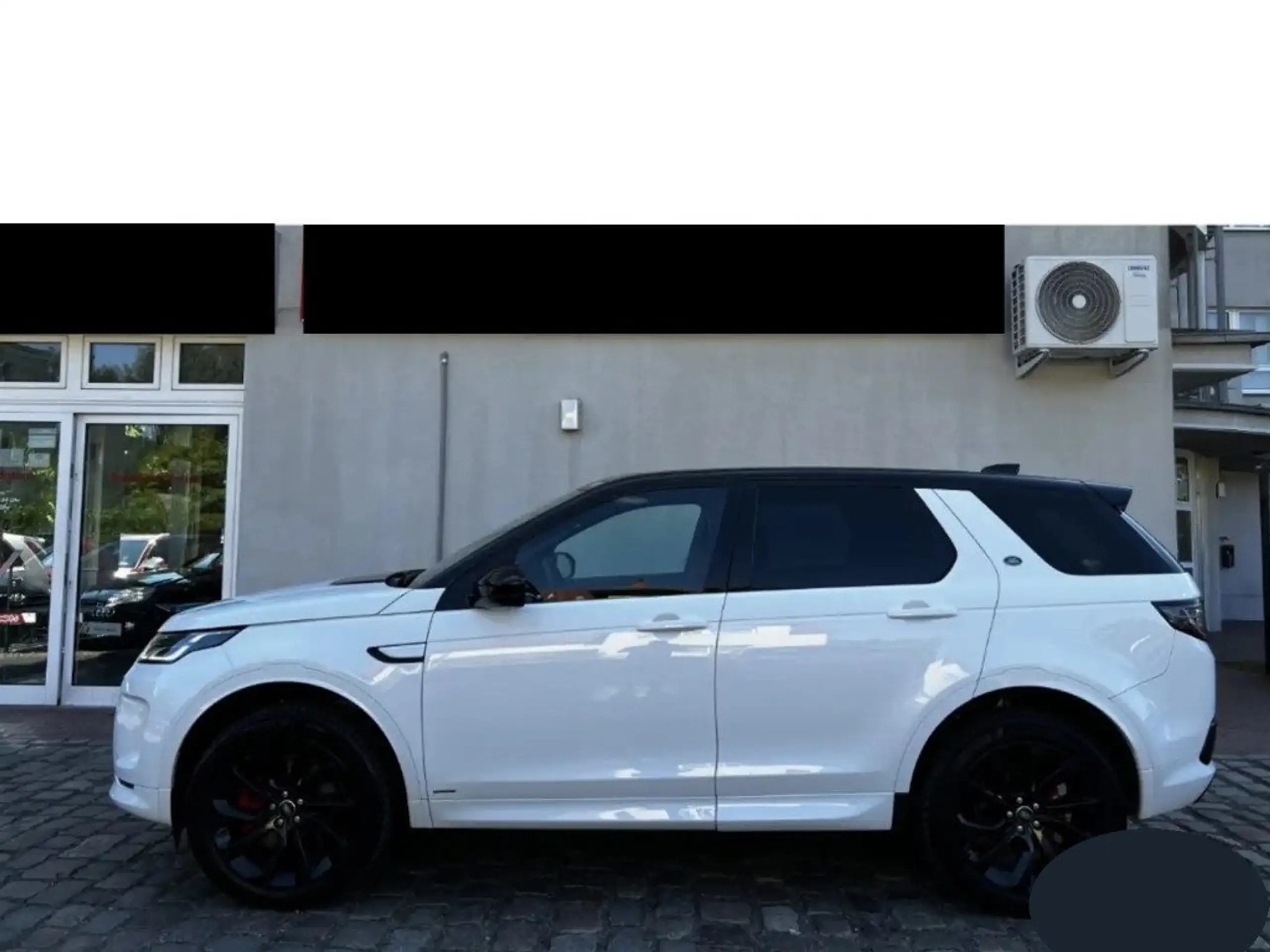 Land Rover - Discovery Sport