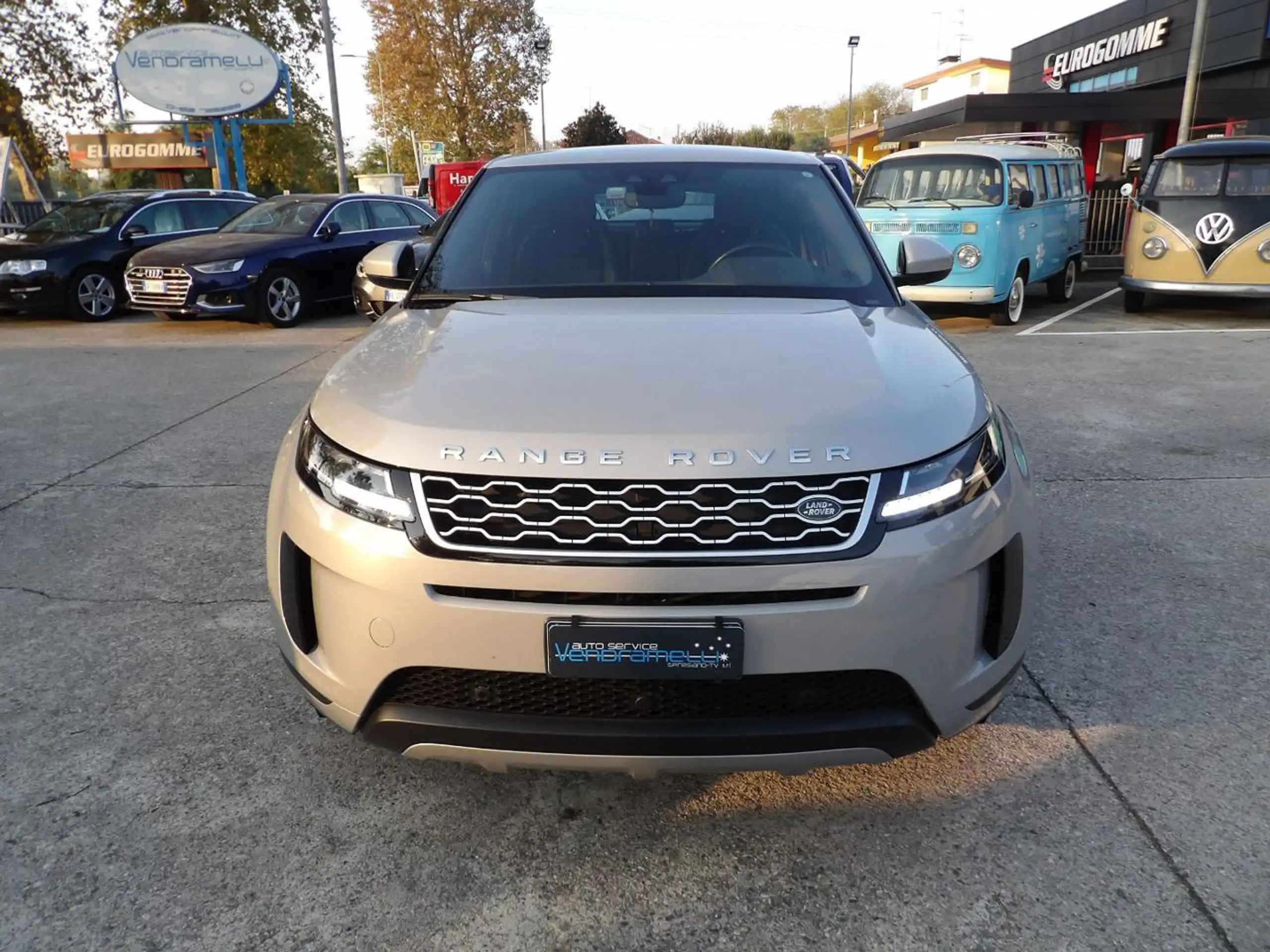 Land Rover - Range Rover Evoque