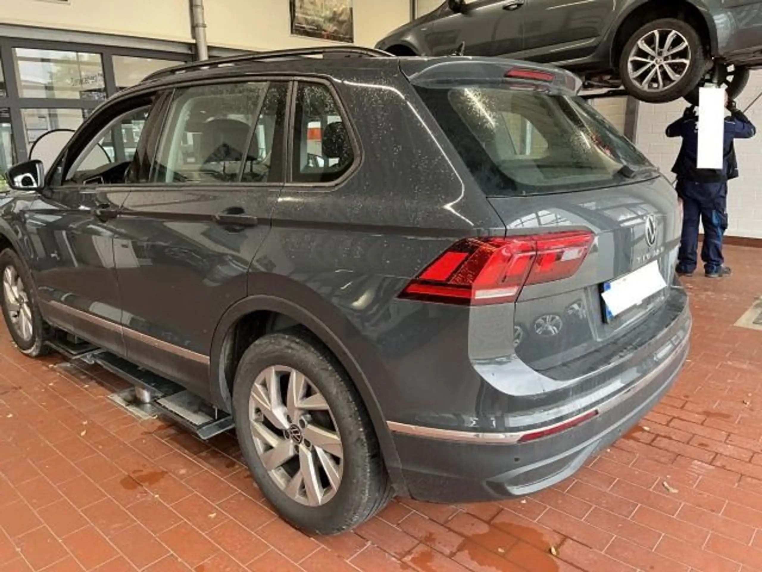 Volkswagen - Tiguan