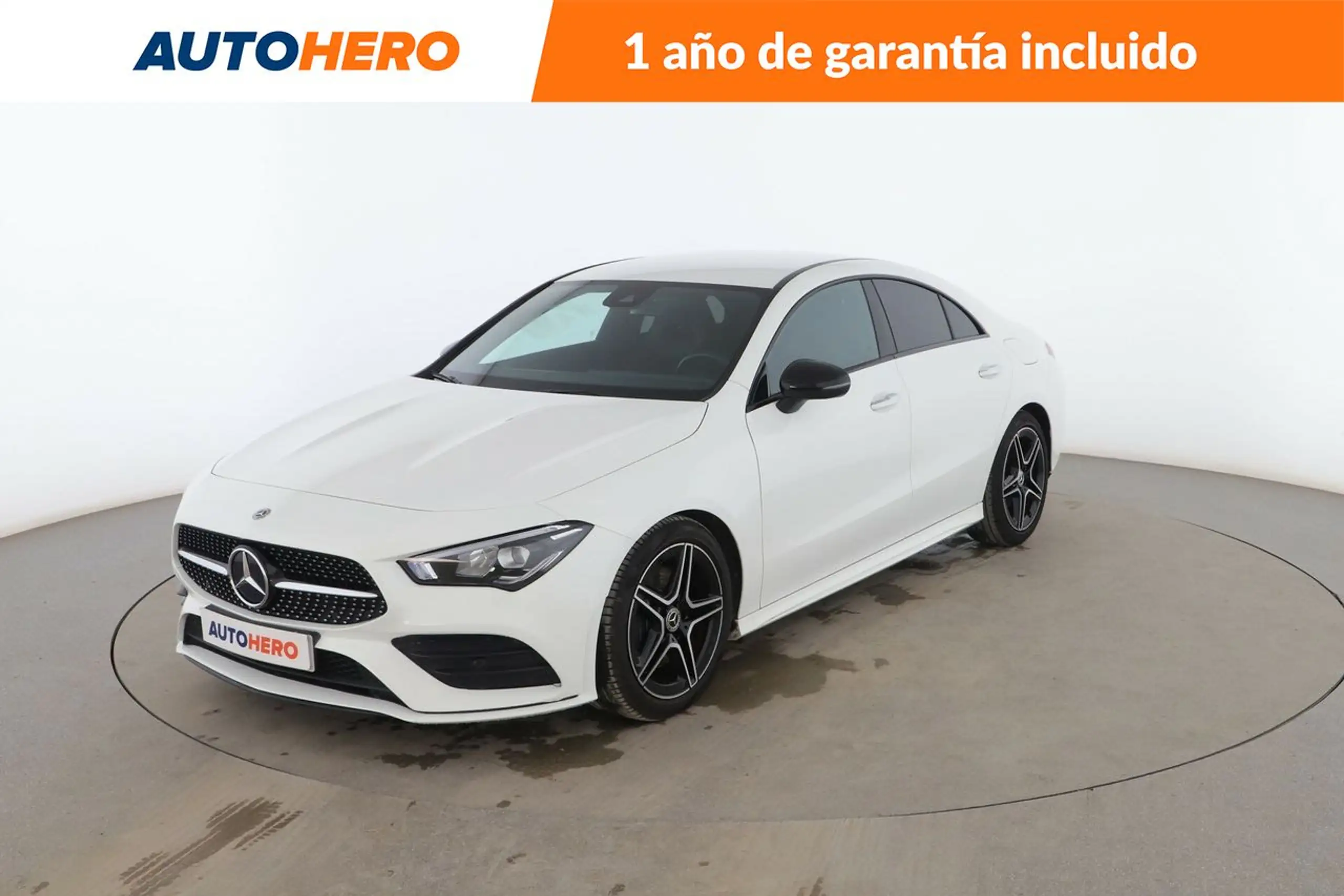 Mercedes-Benz - CLA 200