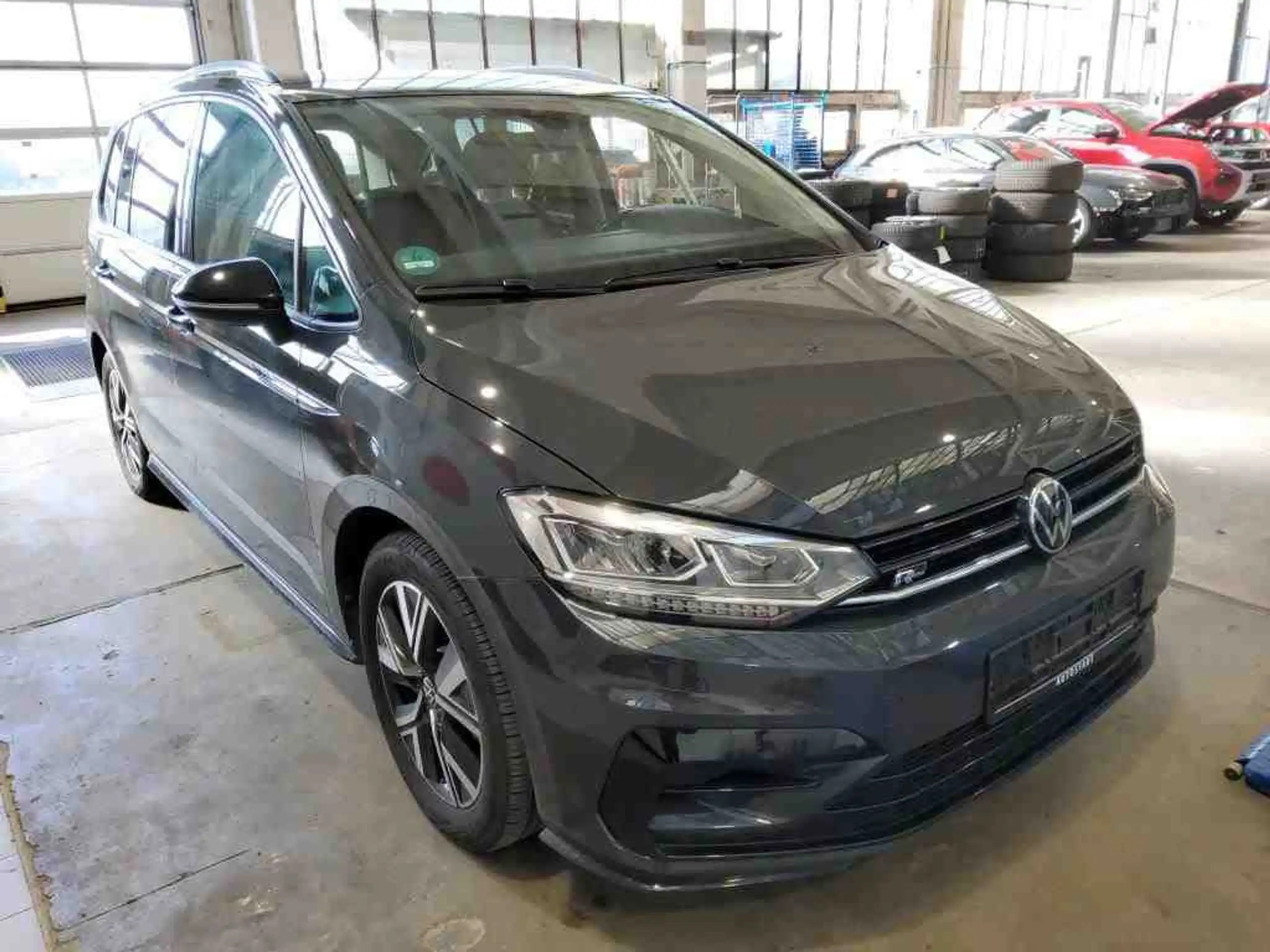 Volkswagen - Touran