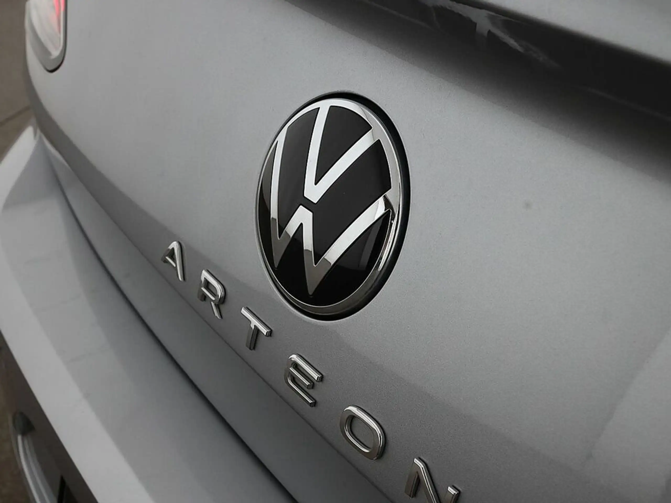 Volkswagen - Arteon