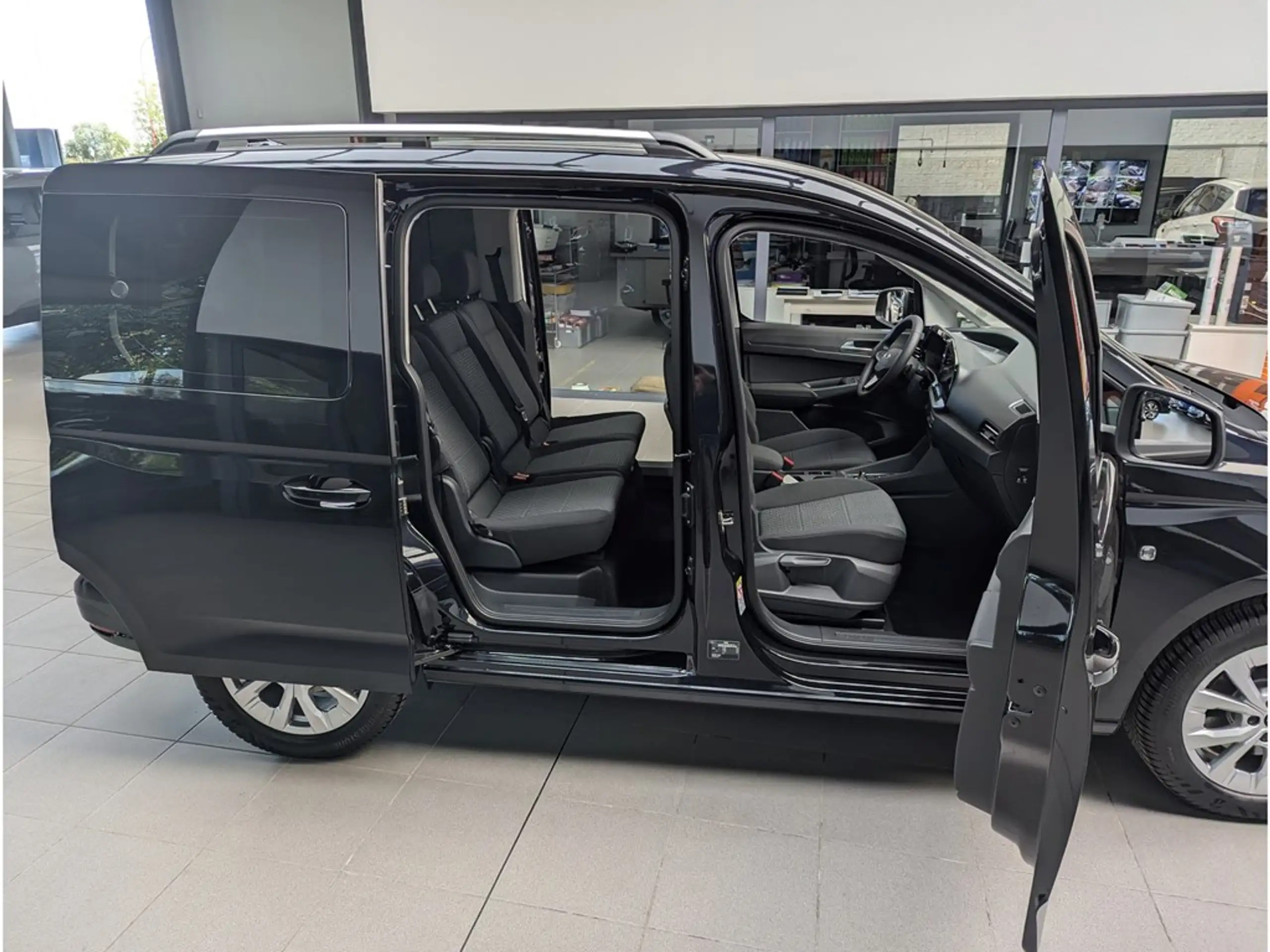 Ford - Tourneo Connect