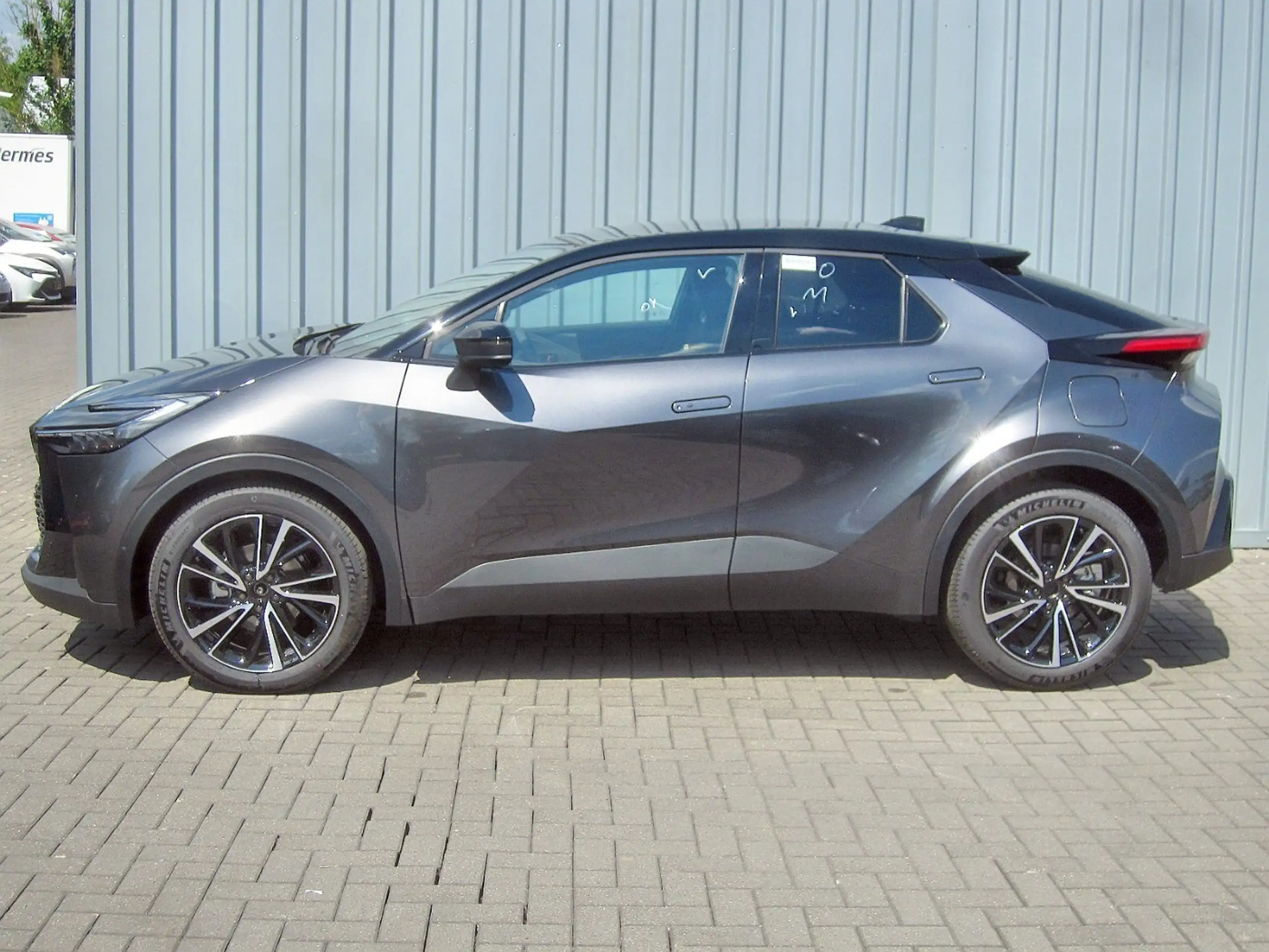 Toyota - C-HR