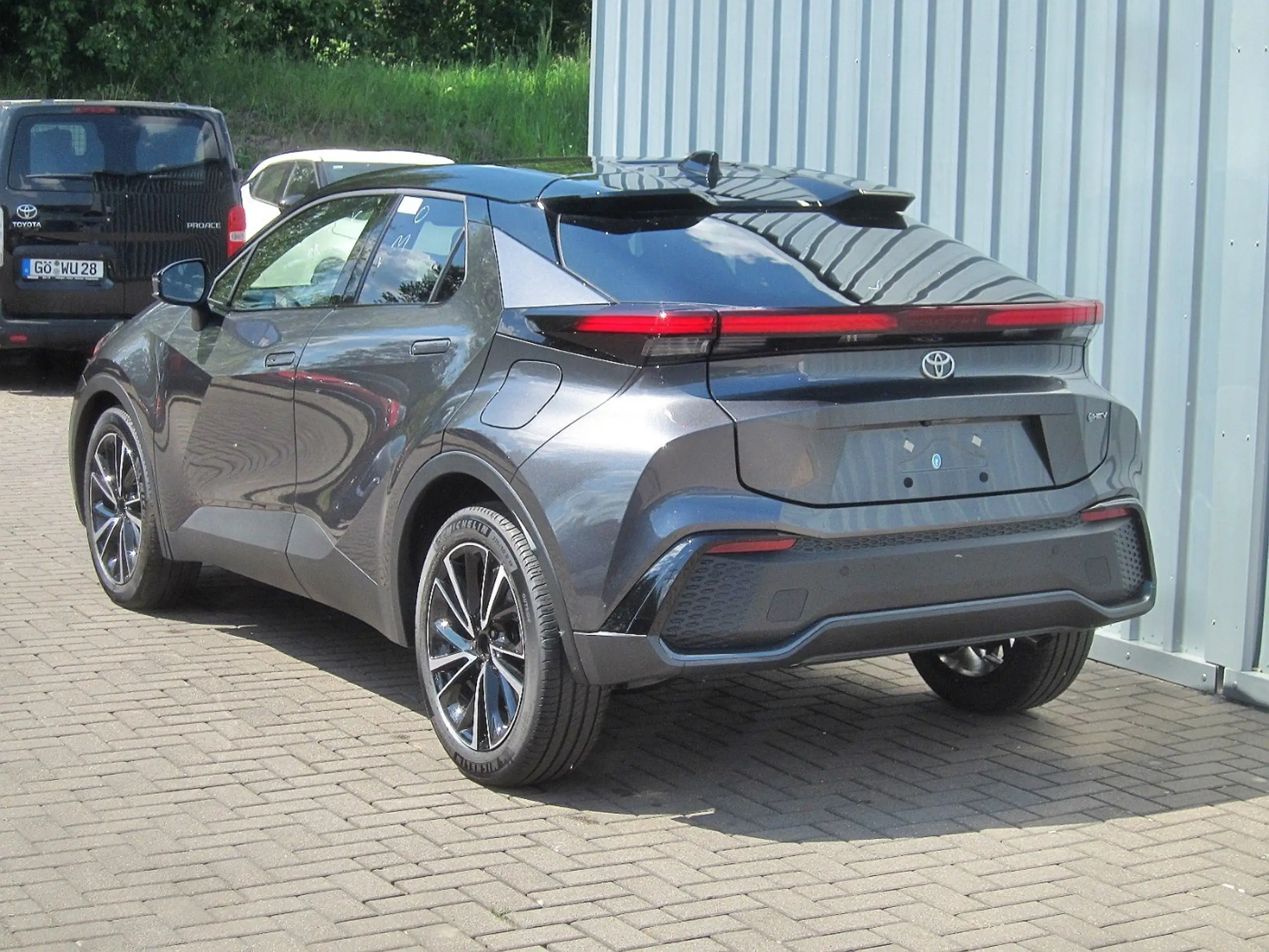 Toyota - C-HR