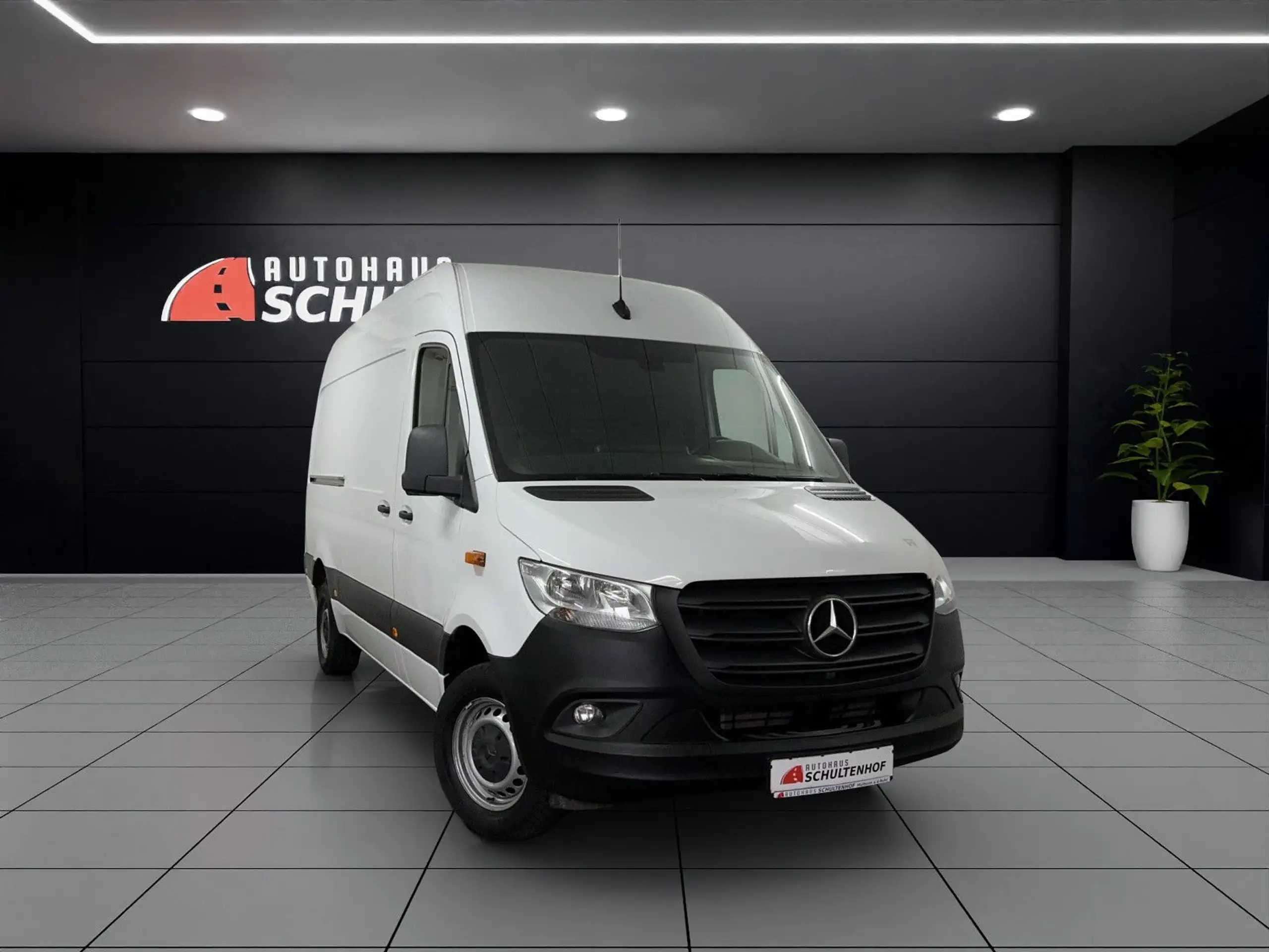 Mercedes-Benz - Sprinter