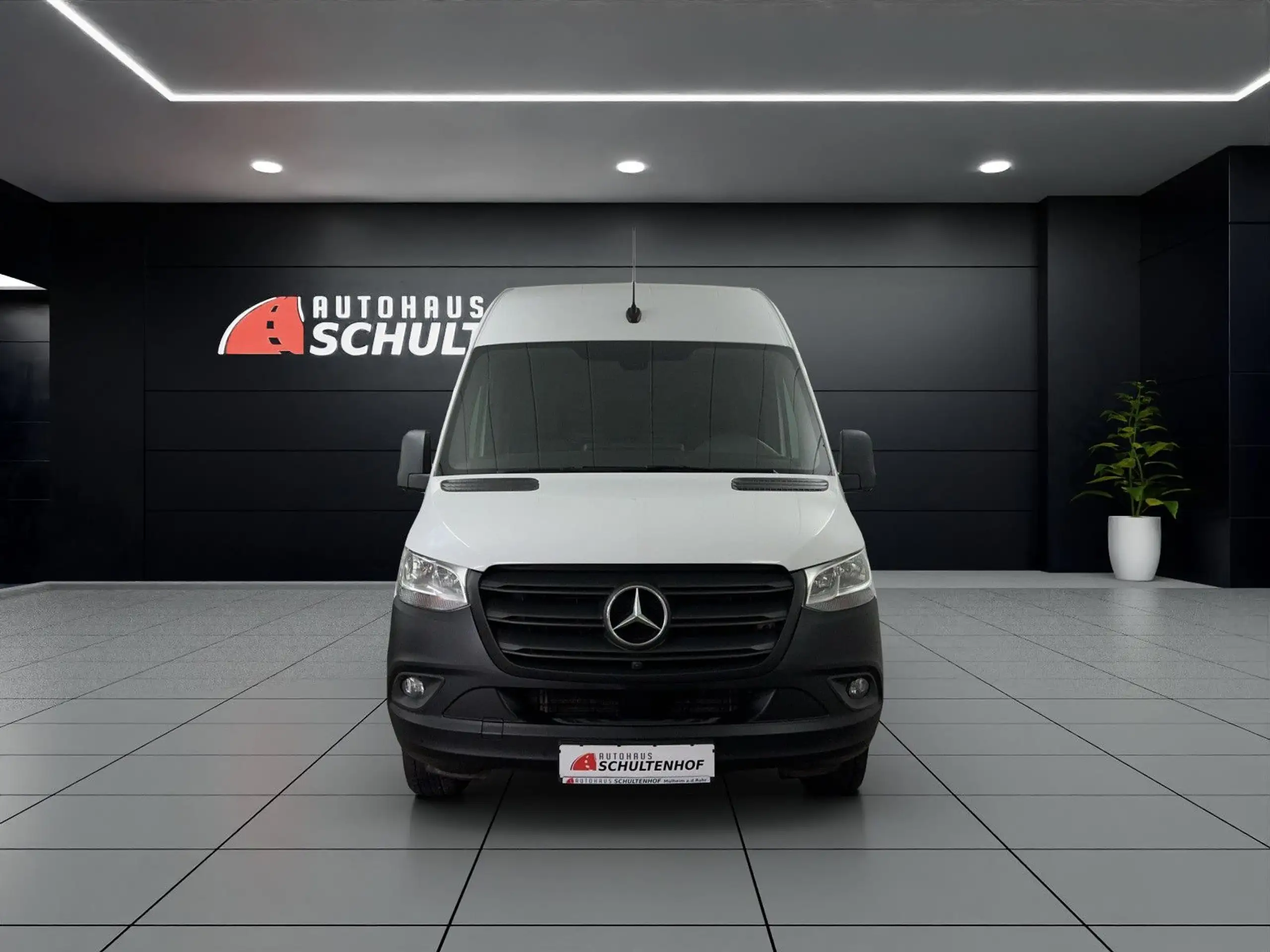 Mercedes-Benz - Sprinter