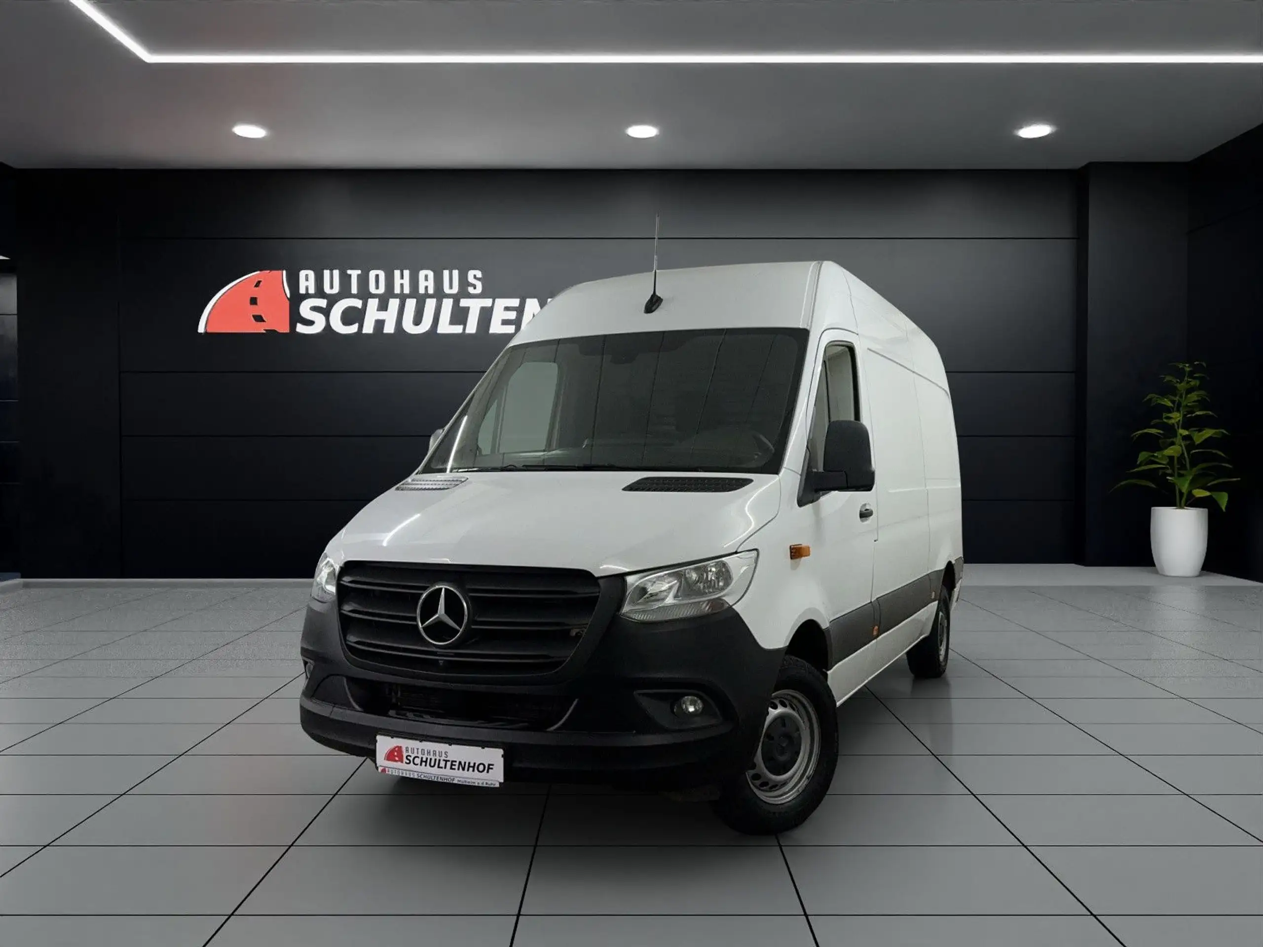 Mercedes-Benz - Sprinter