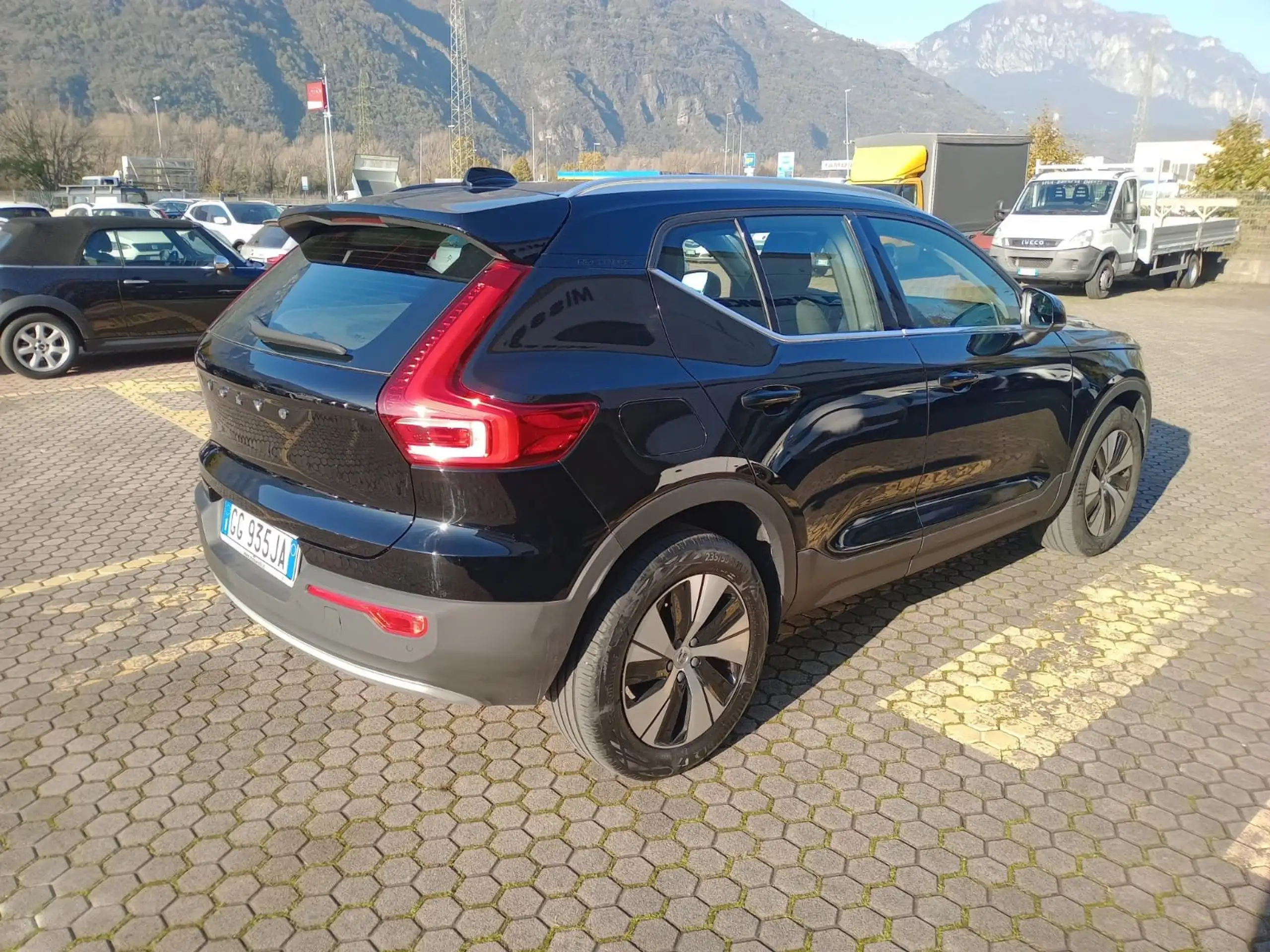 Volvo - XC40