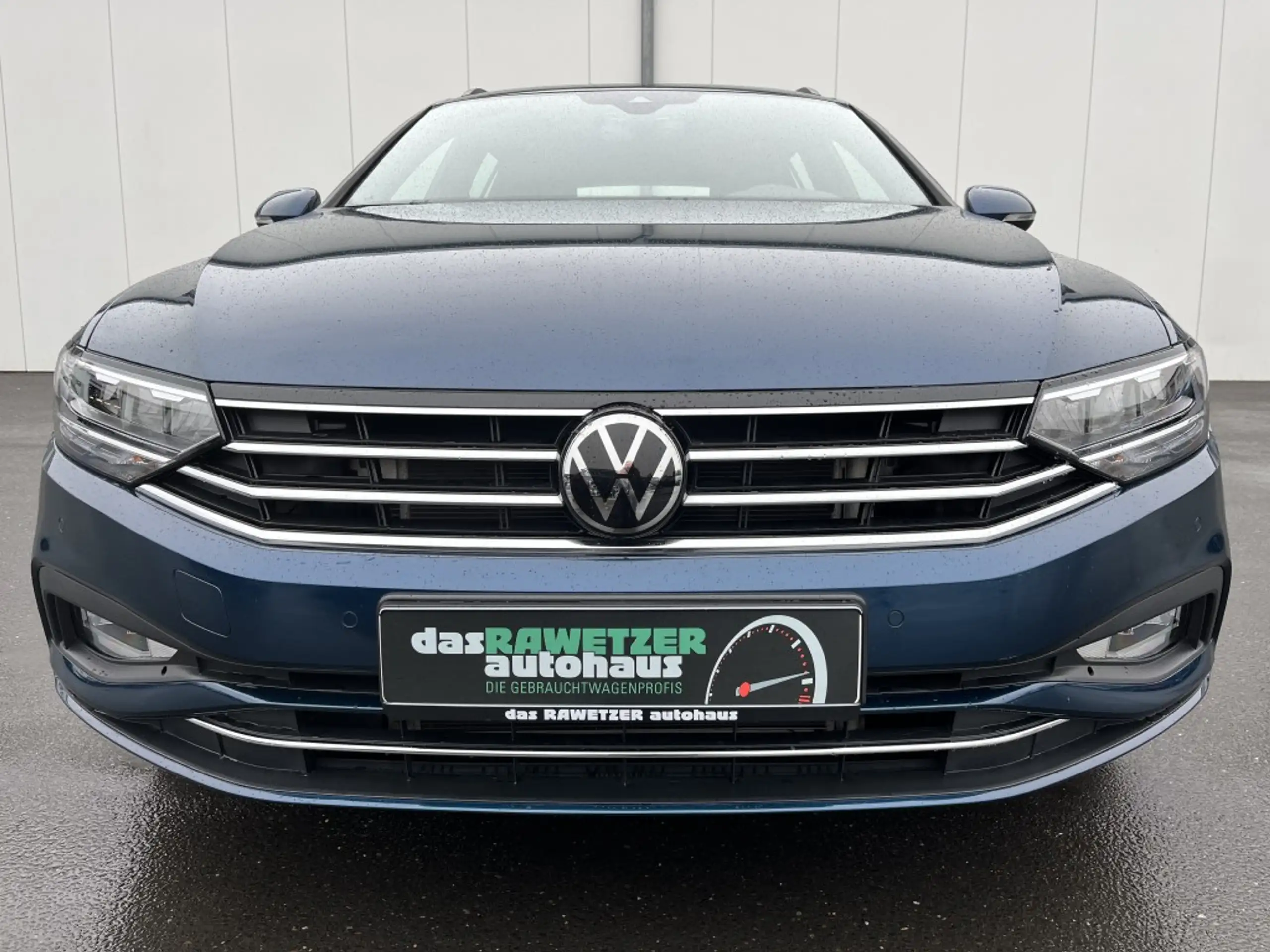 Volkswagen - Passat Variant