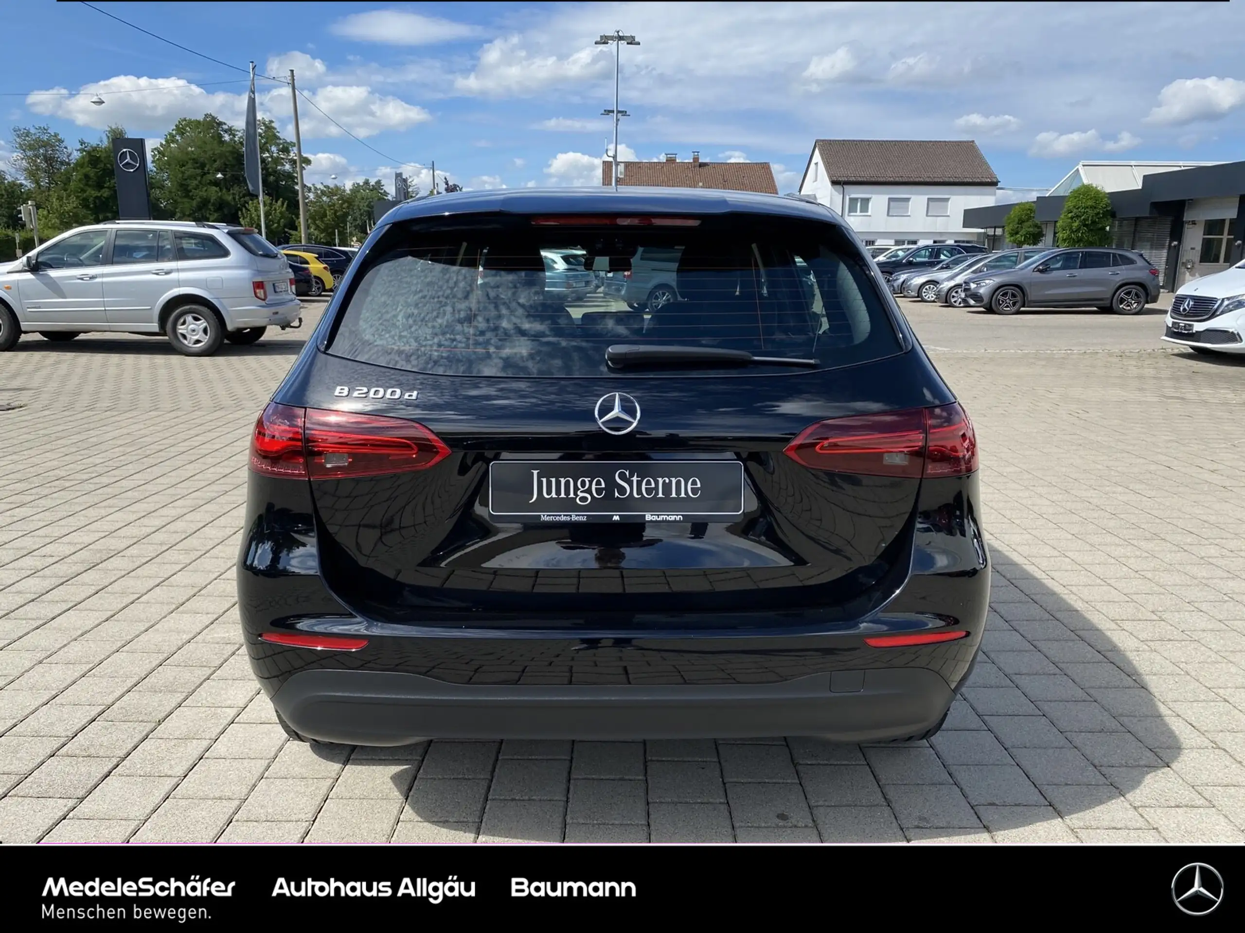 Mercedes-Benz - B 200