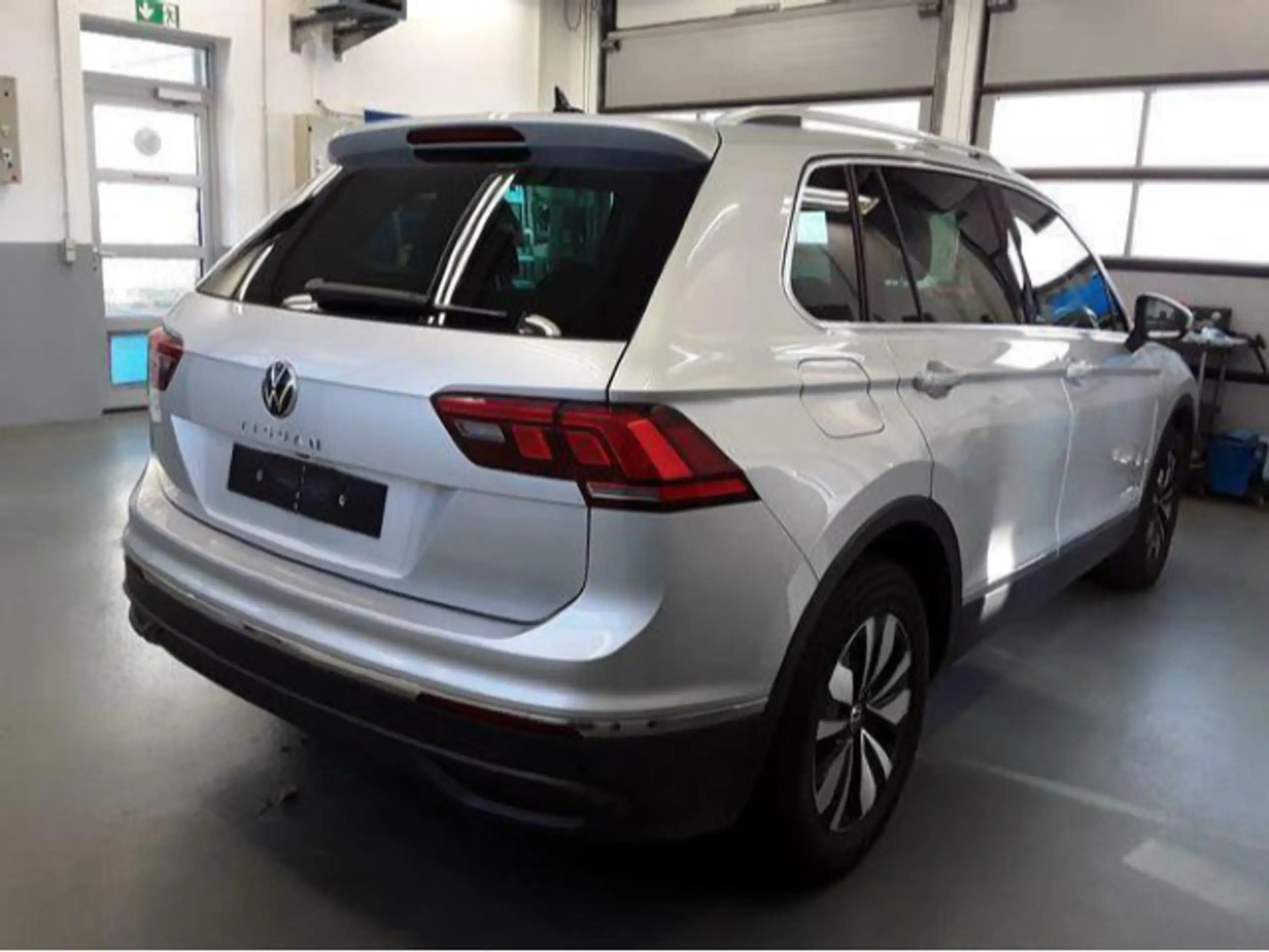 Volkswagen - Tiguan