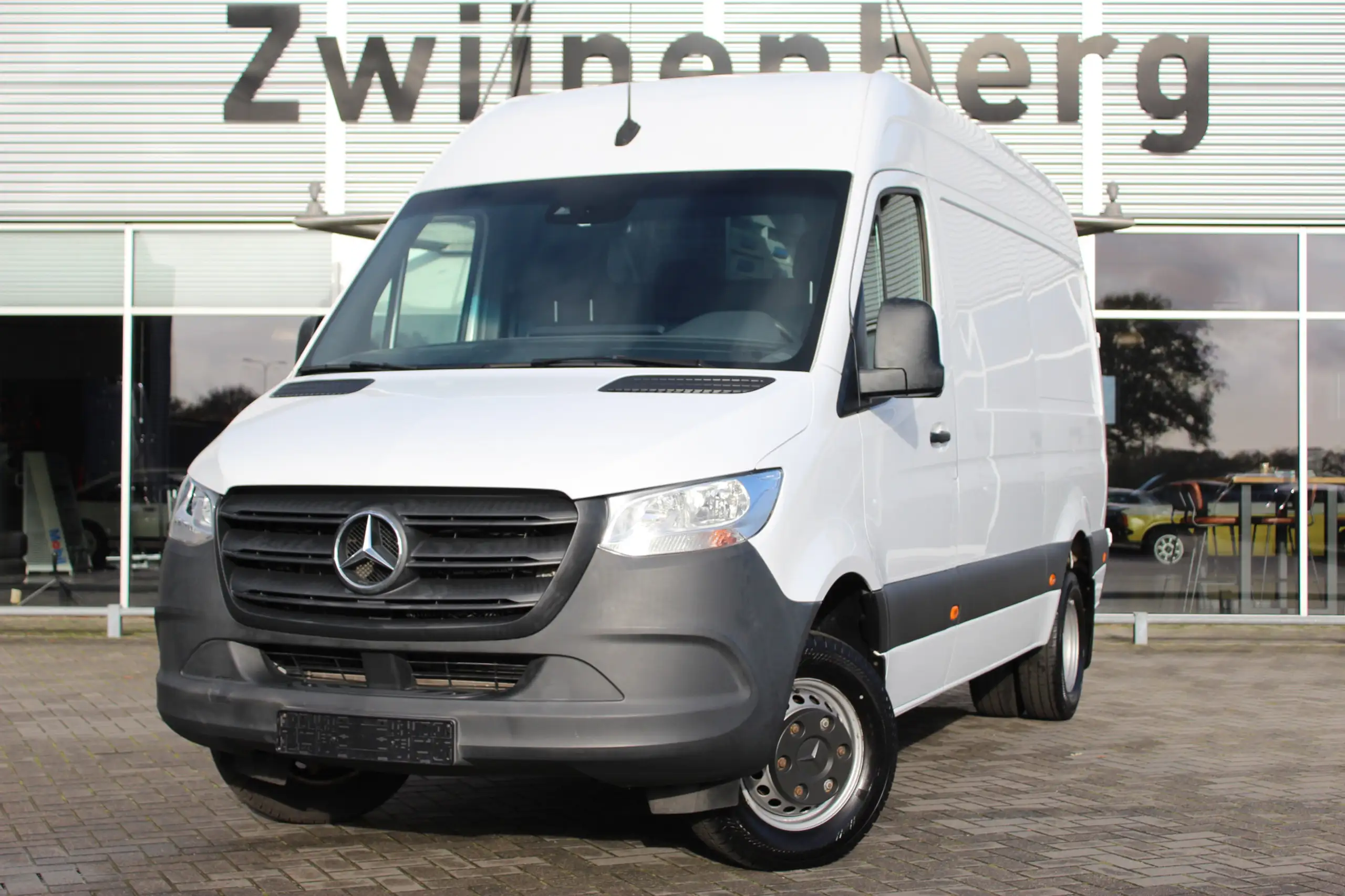 Mercedes-Benz - Sprinter