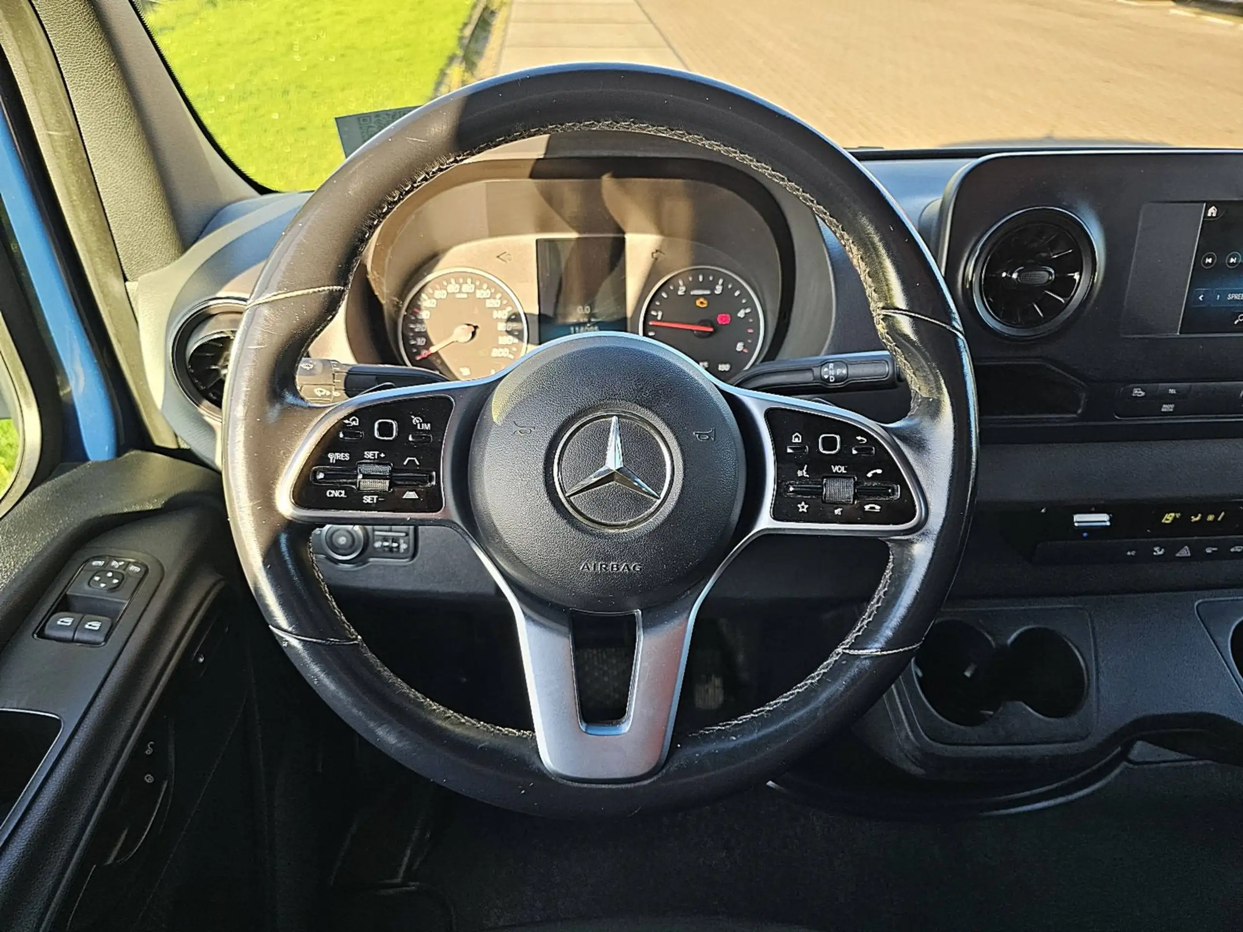 Mercedes-Benz - Sprinter