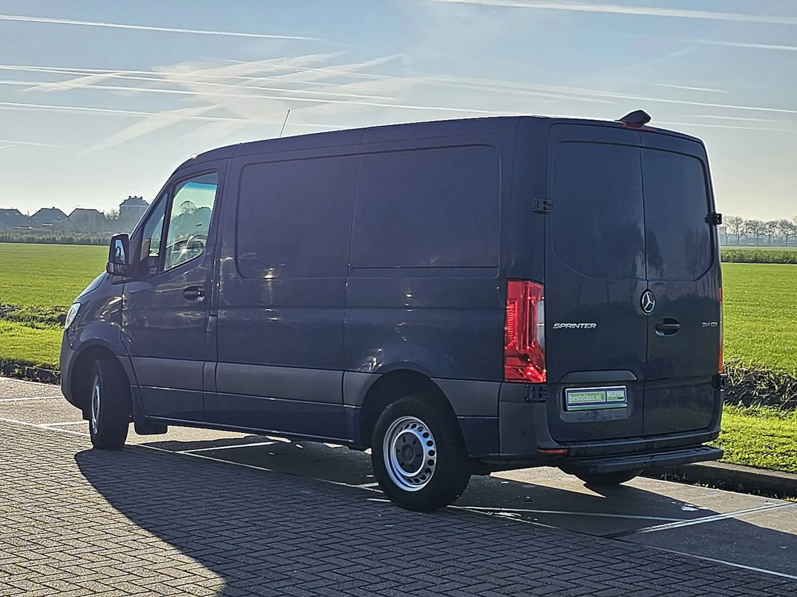 Mercedes-Benz - Sprinter