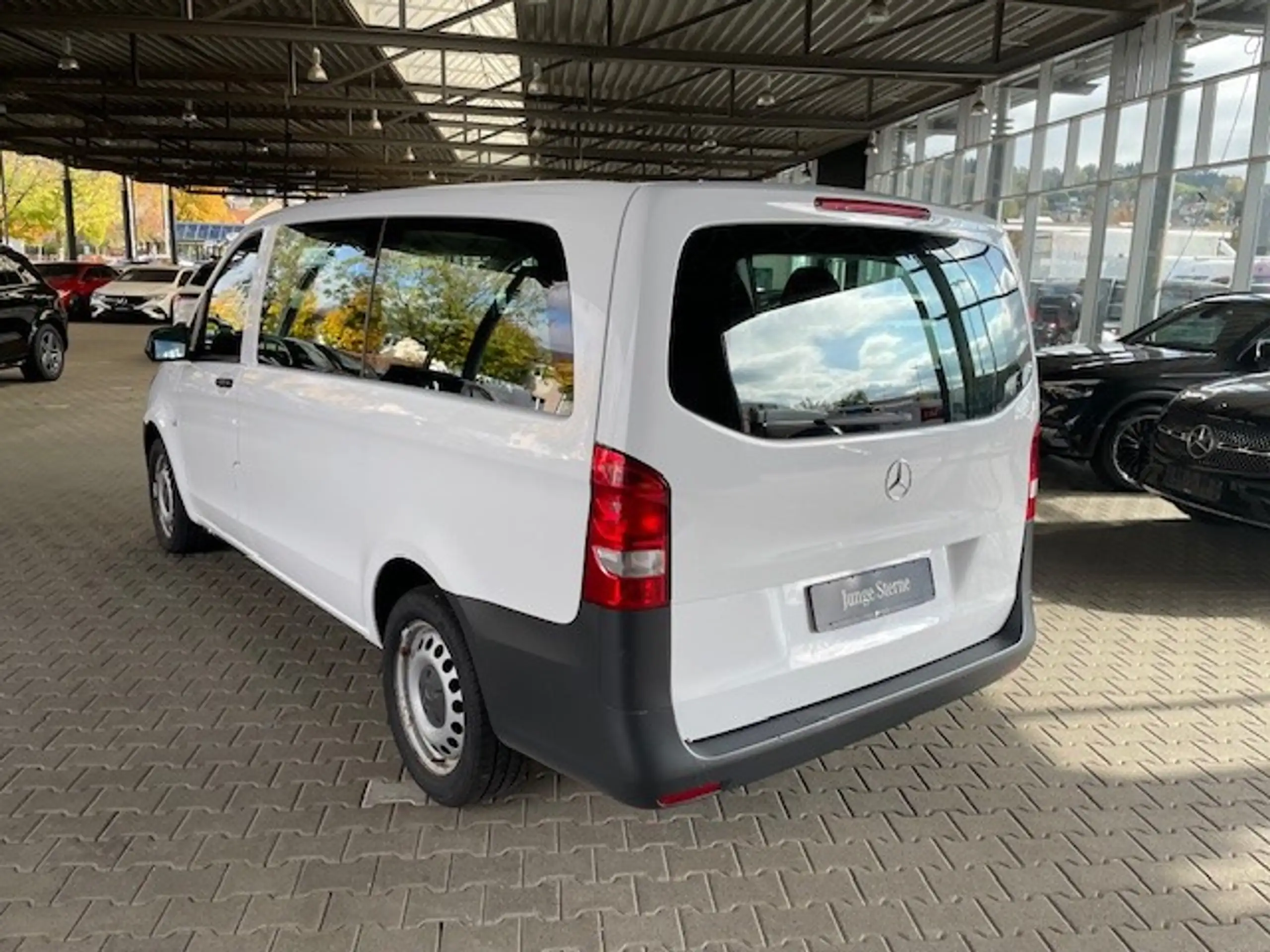 Mercedes-Benz - Vito