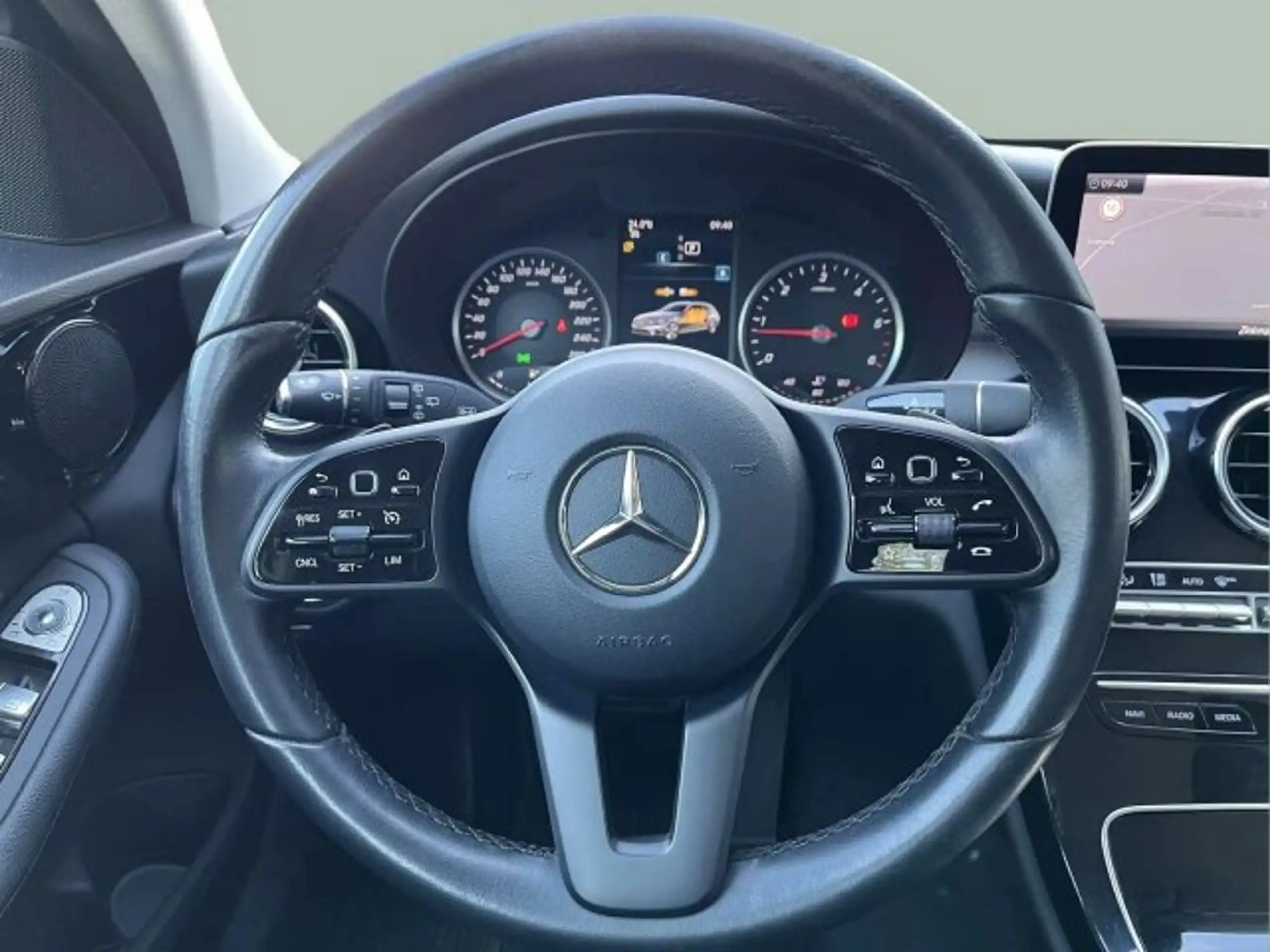 Mercedes-Benz - C 220