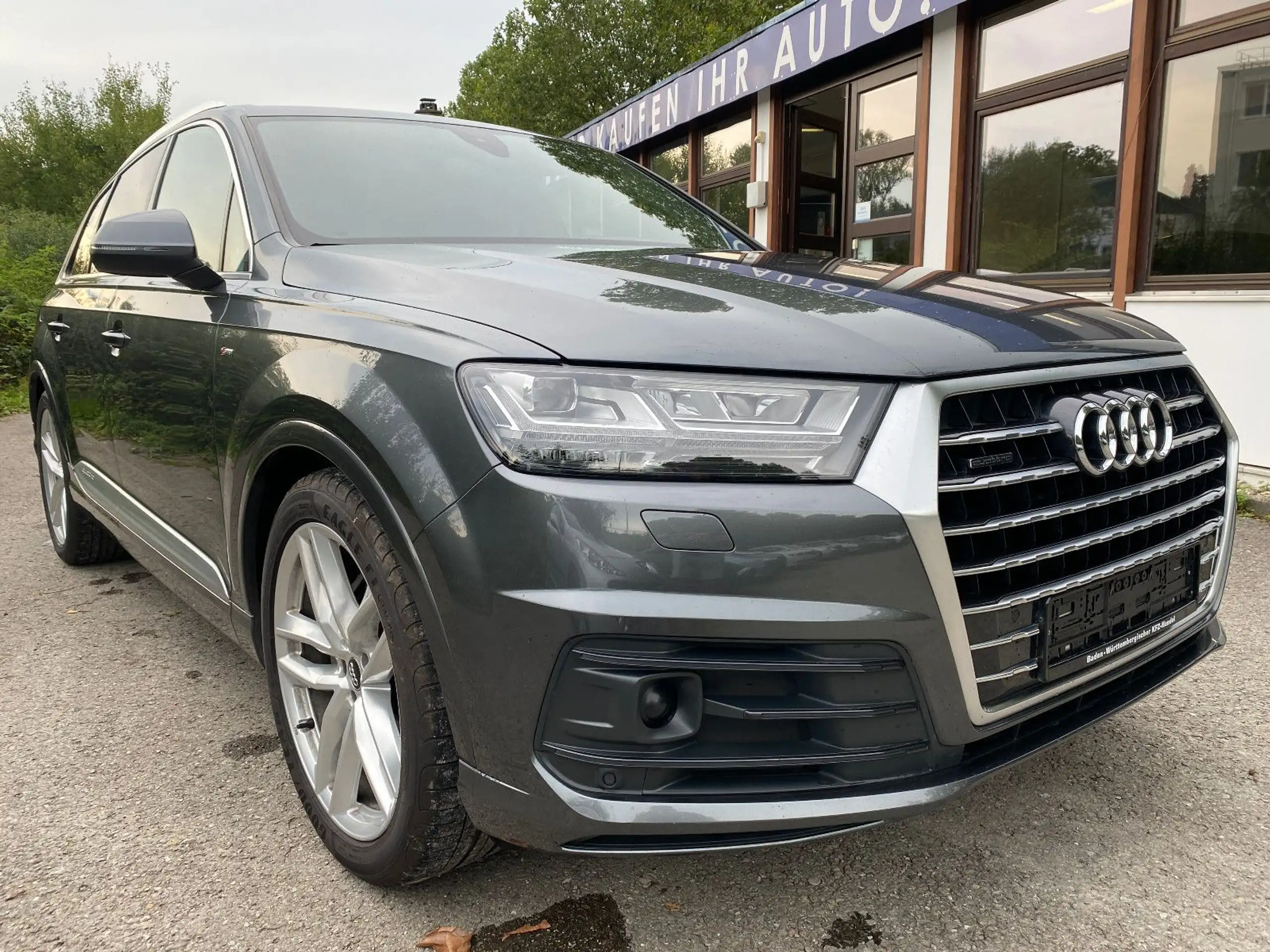 Audi - Q7