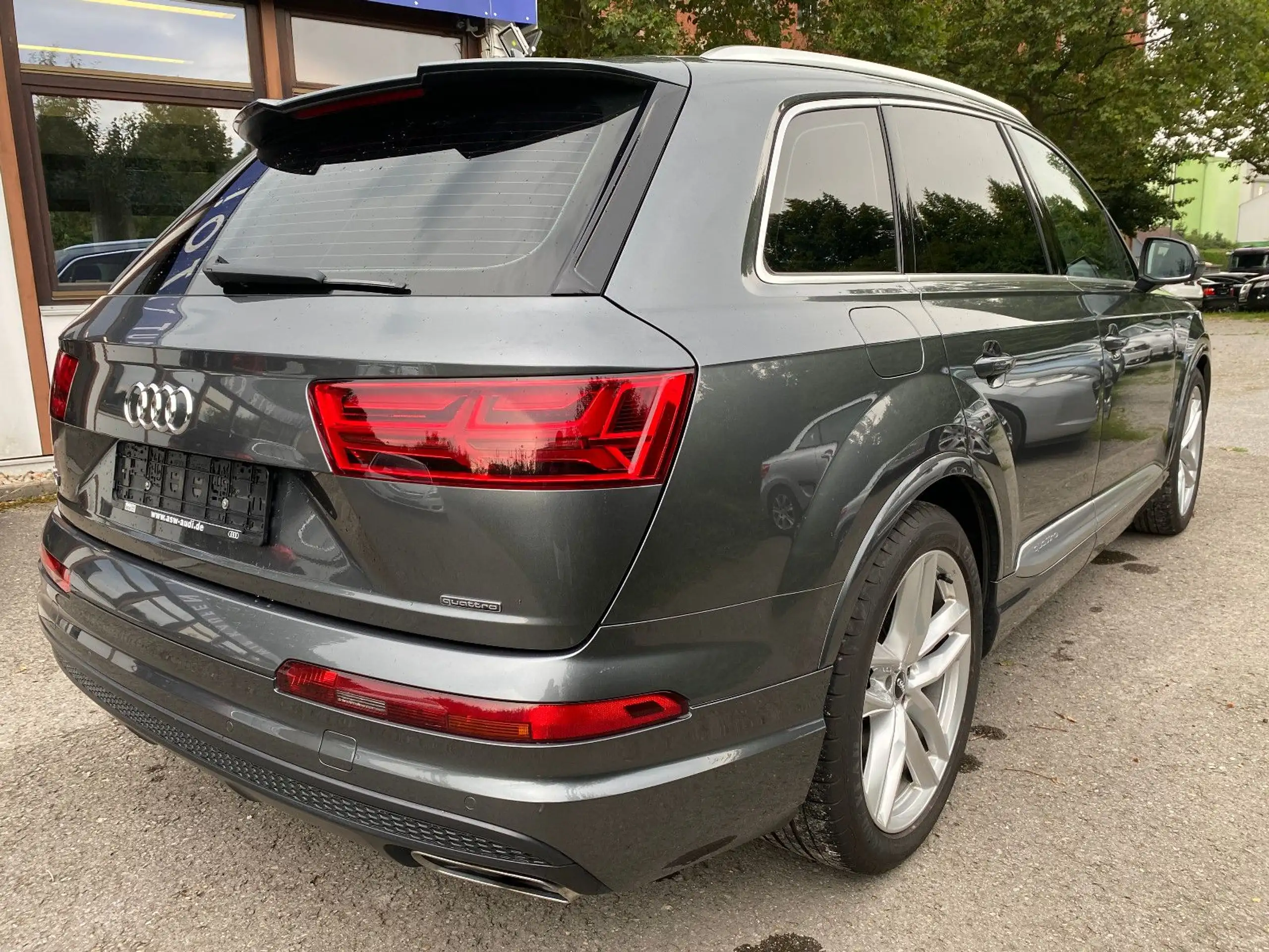 Audi - Q7