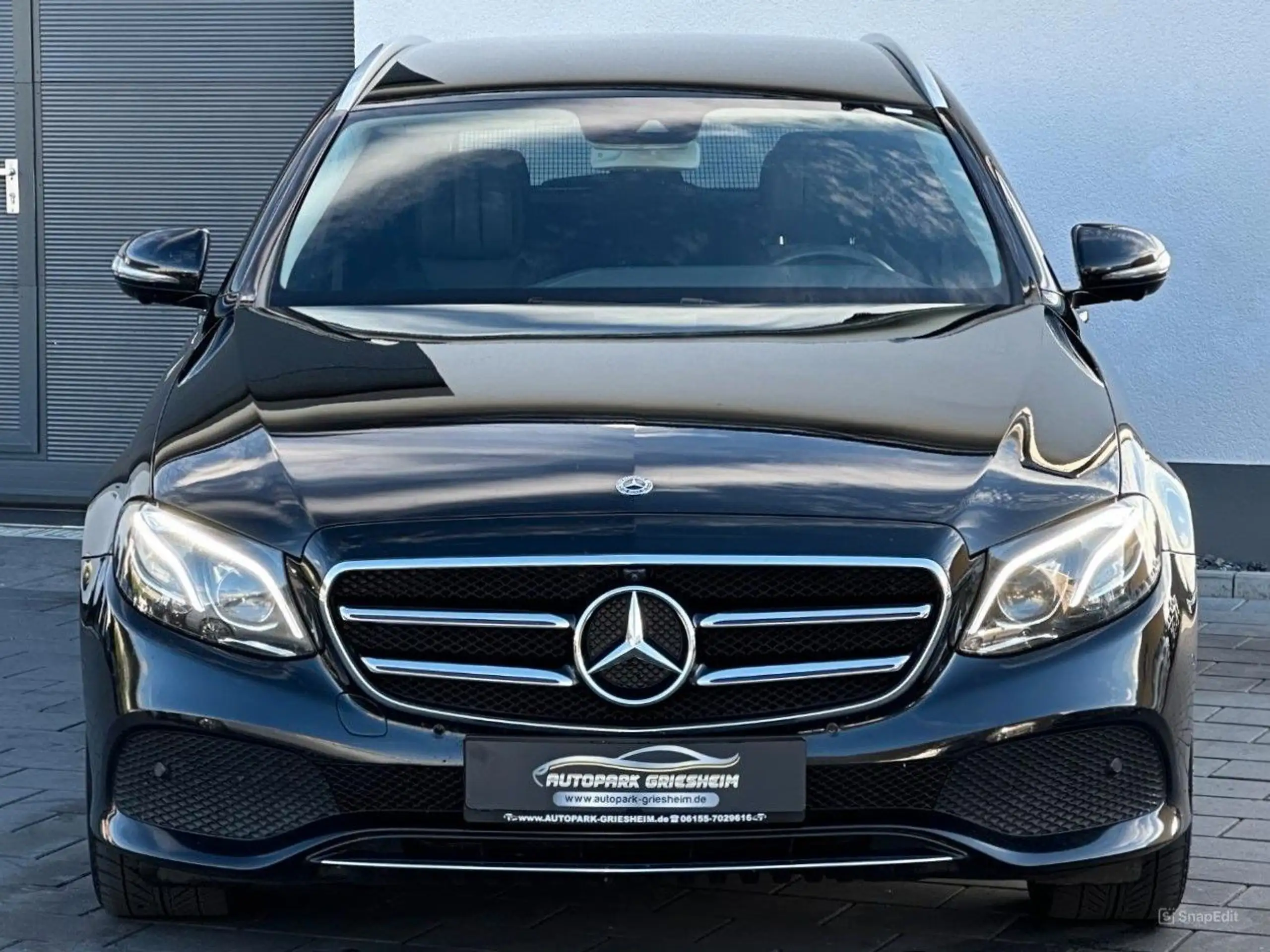 Mercedes-Benz - E 400