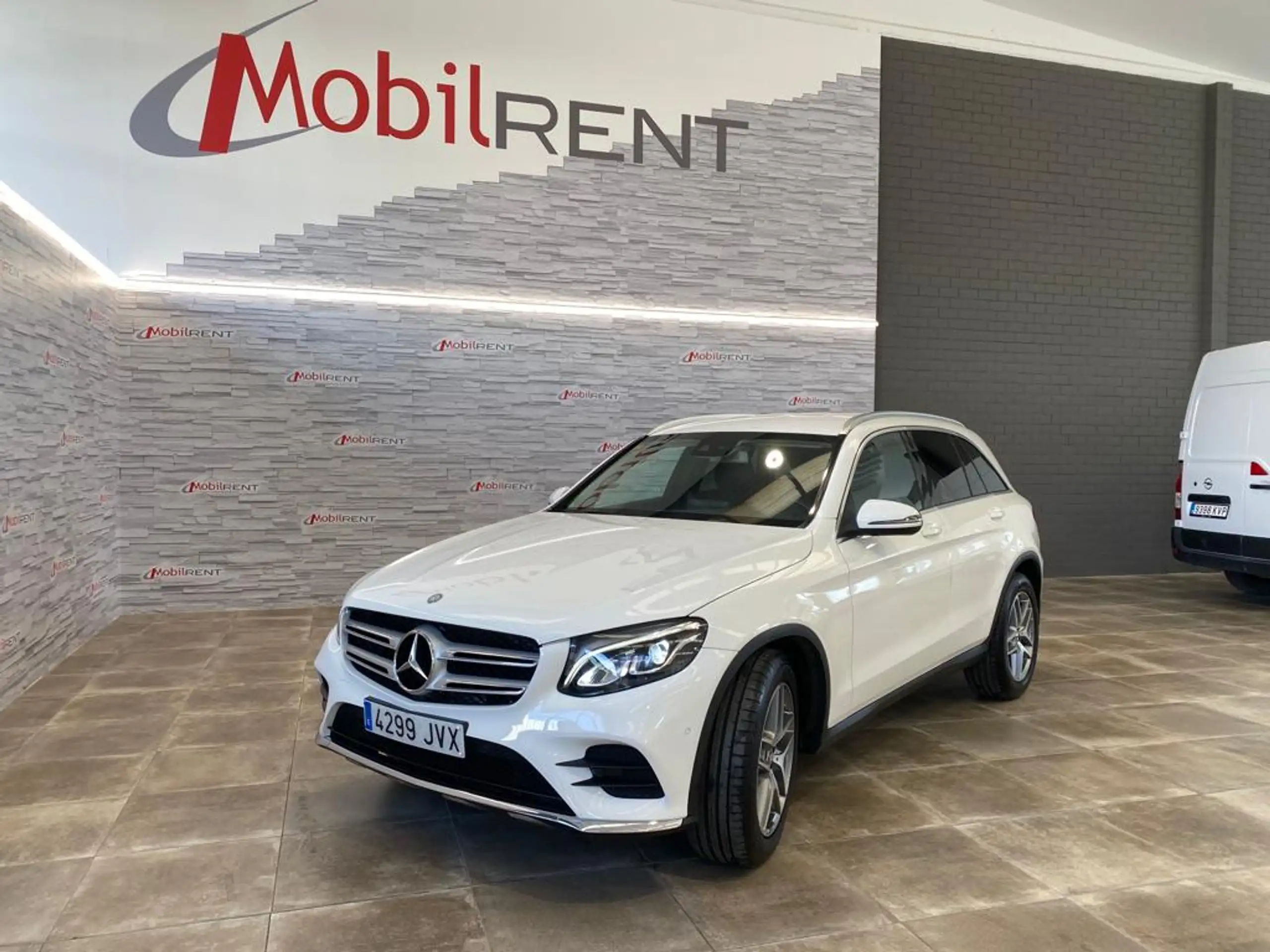 Mercedes-Benz - GLC 220