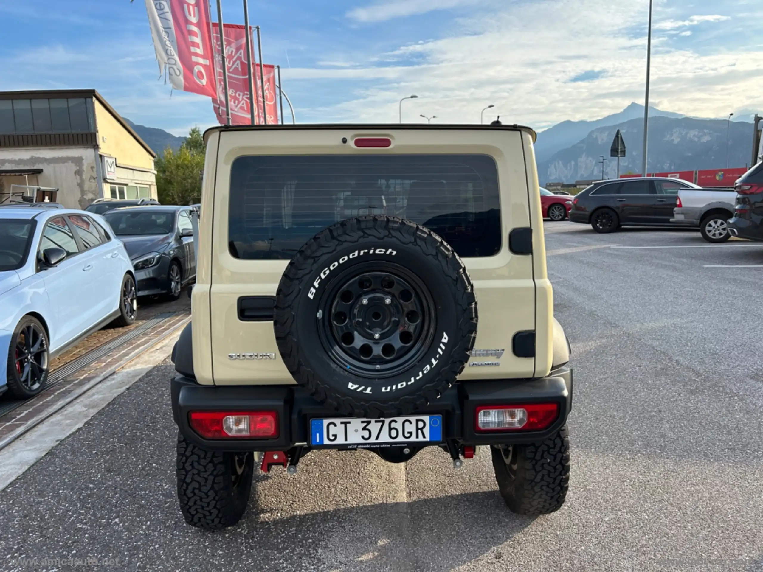 Suzuki - Jimny