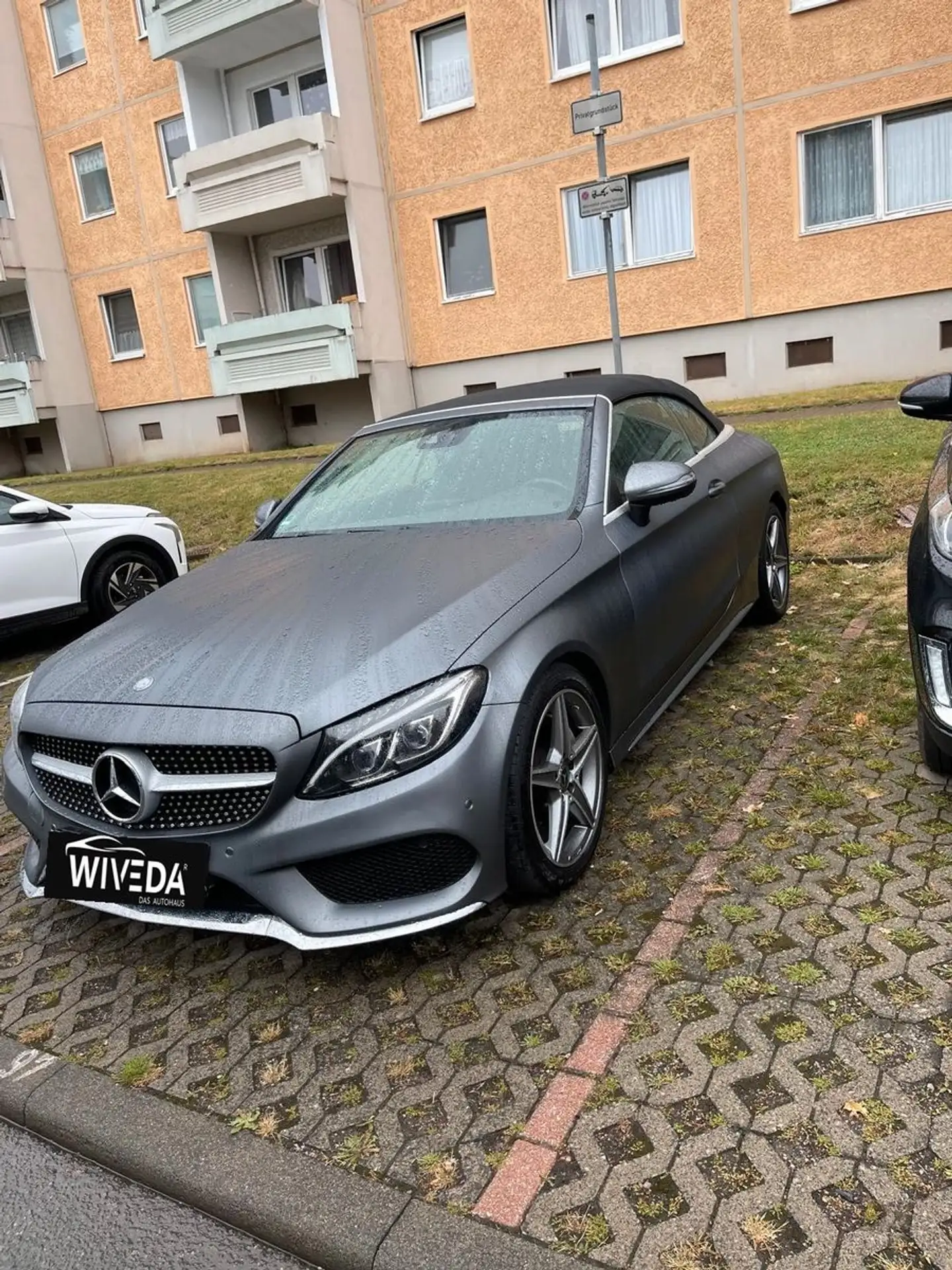 Mercedes-Benz - C 220