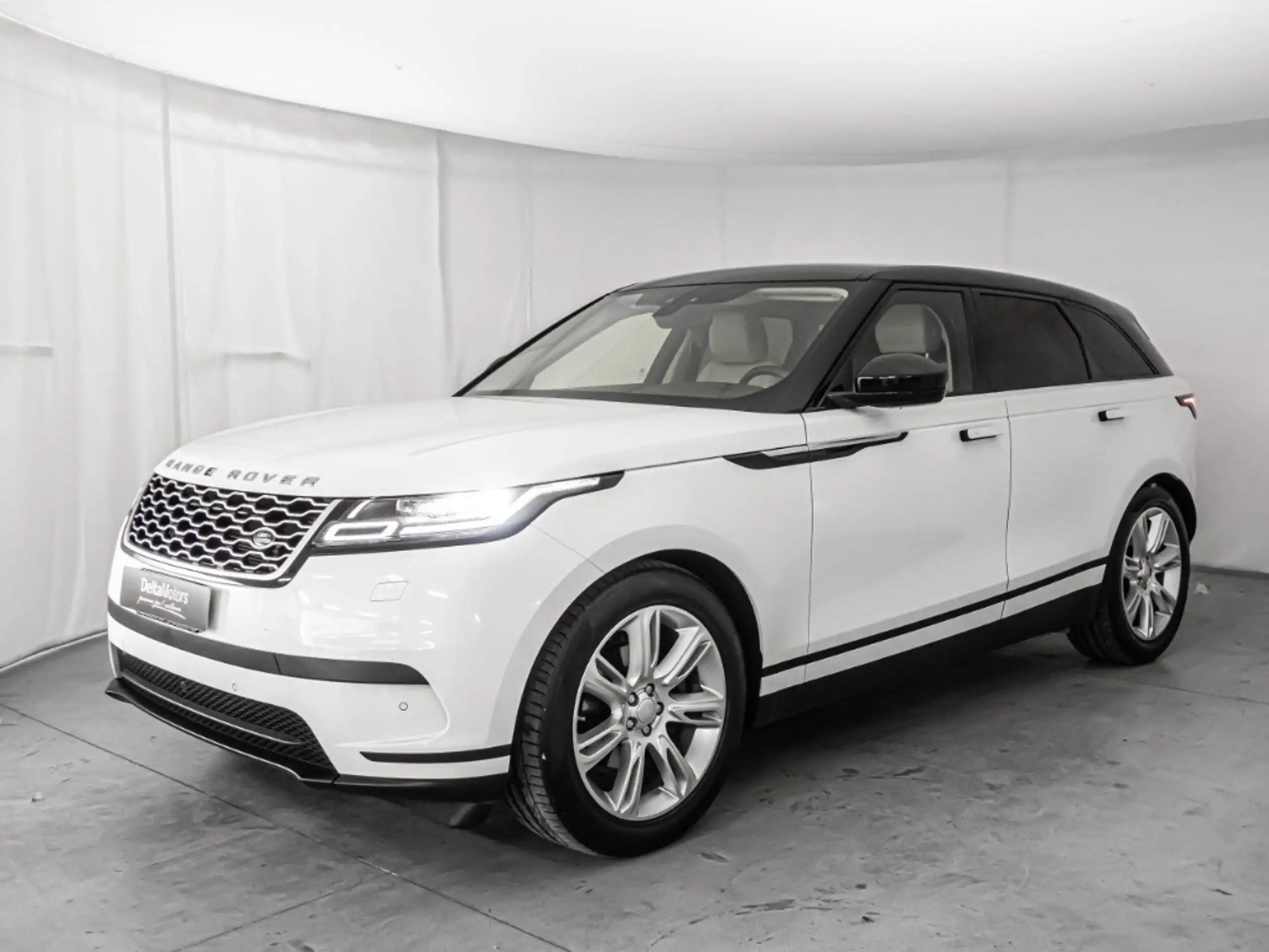 Land Rover - Range Rover Velar