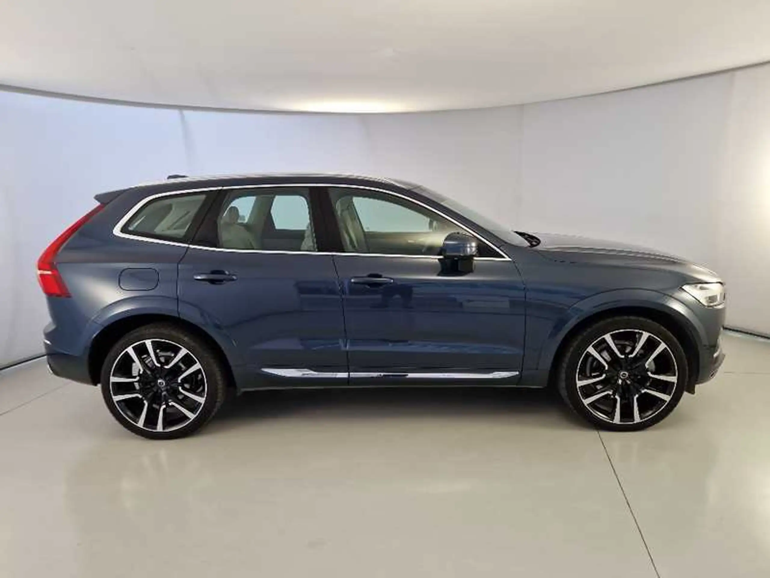 Volvo - XC60