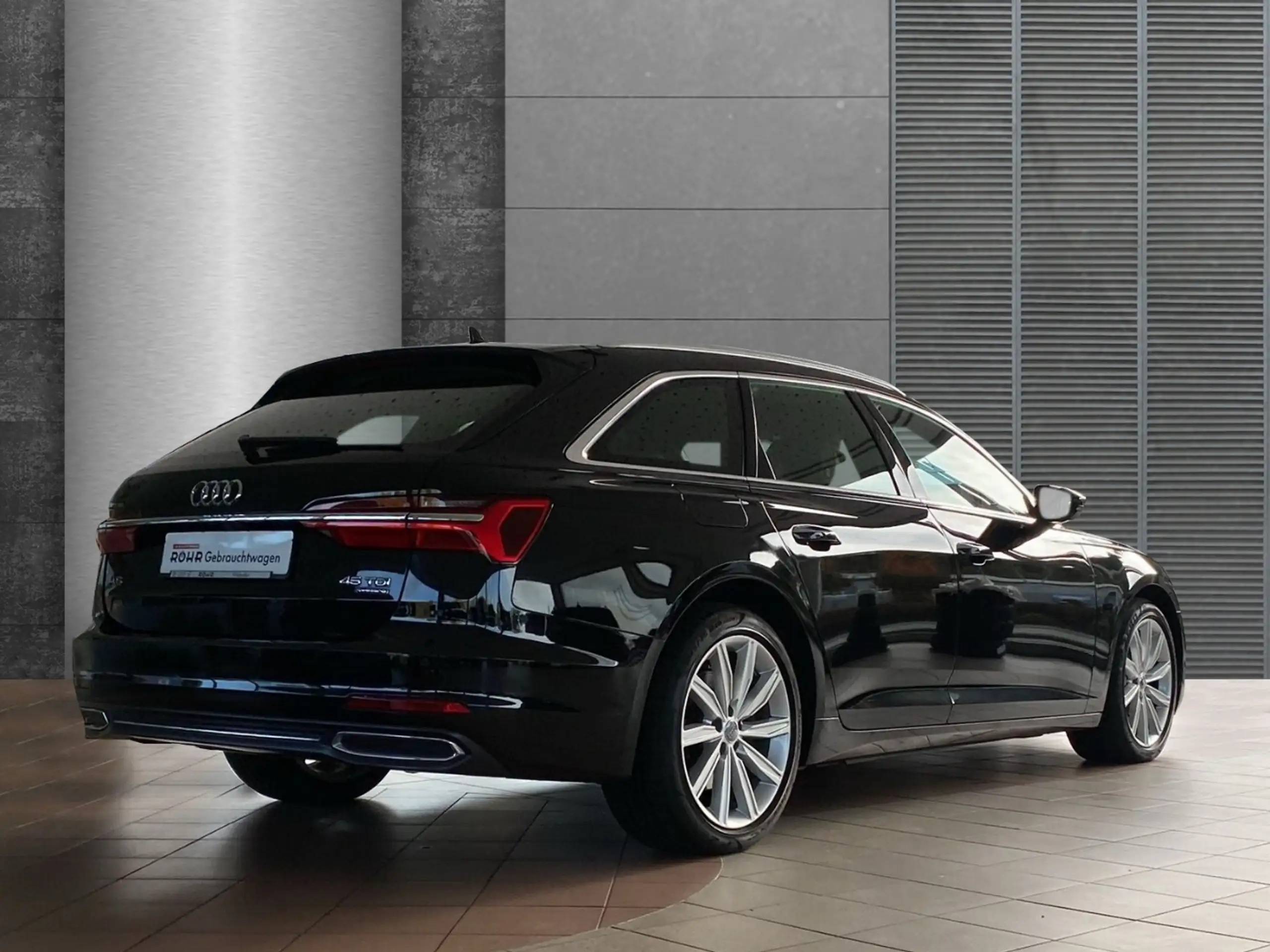 Audi - A6