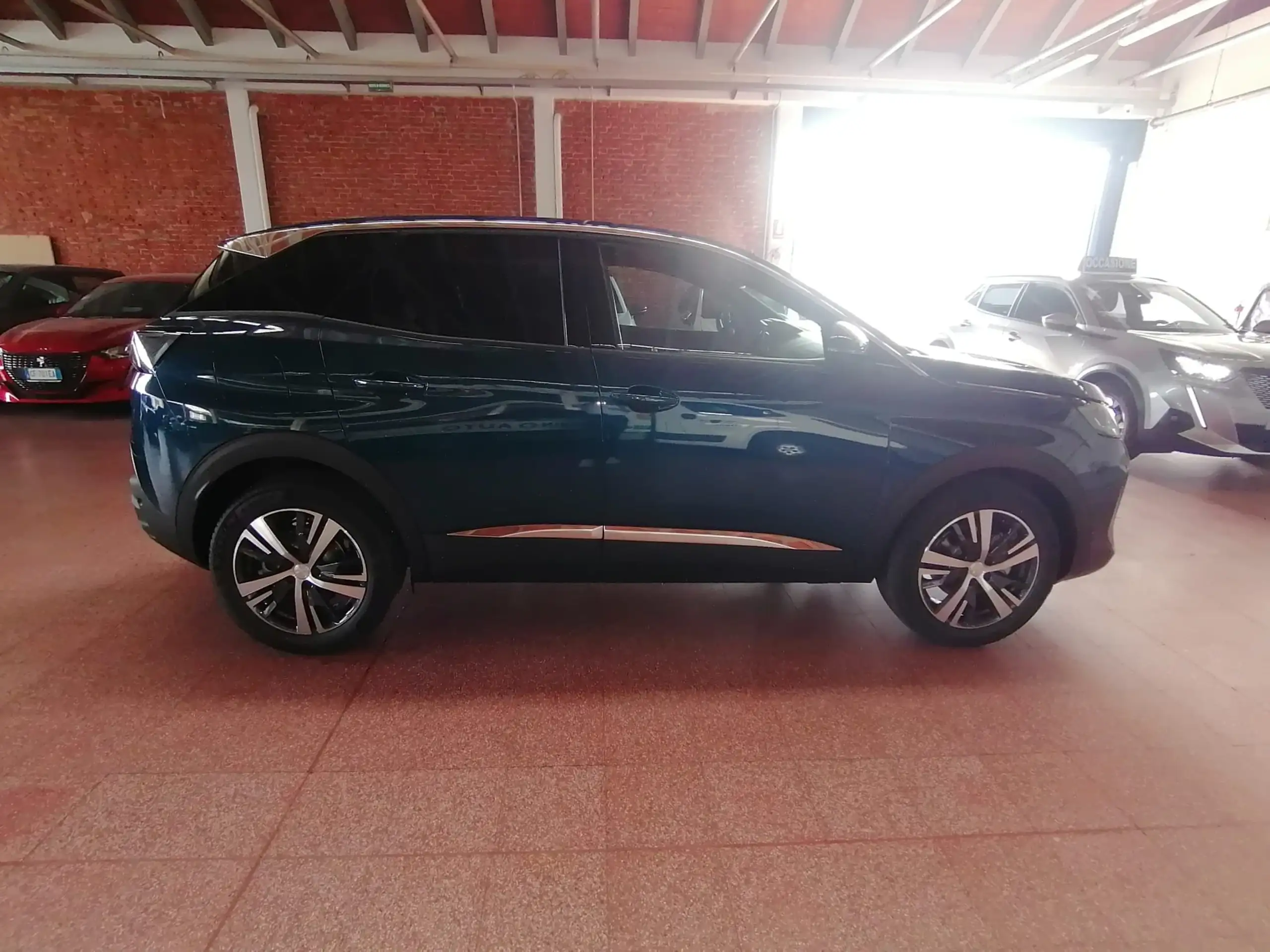 Peugeot - 3008